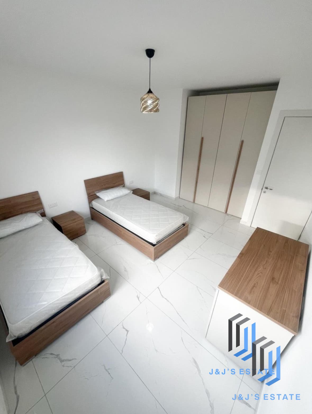 Bright & Modern Apartment in Marsaskala · 6