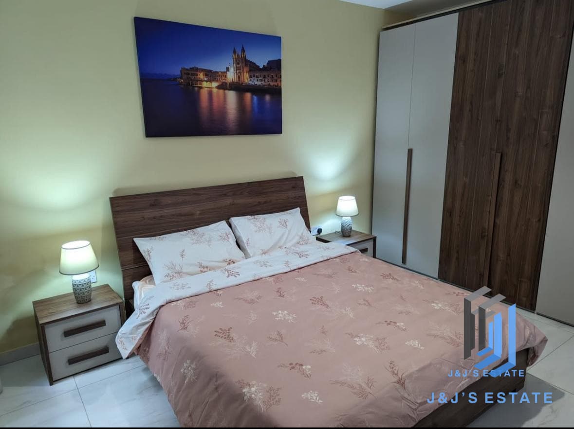 Stunning 3-Bedroom Apartment in Marsaskala · 6