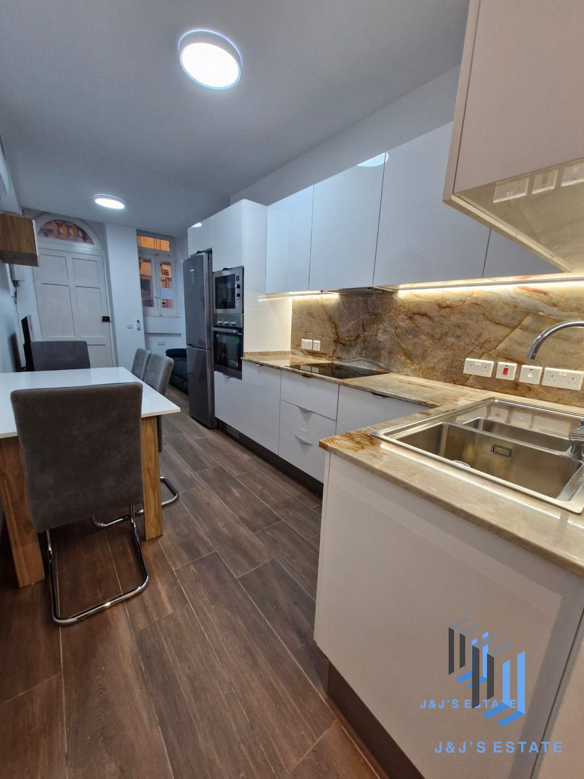 Brand new 2-bedroom maisonette in Gzira · 3