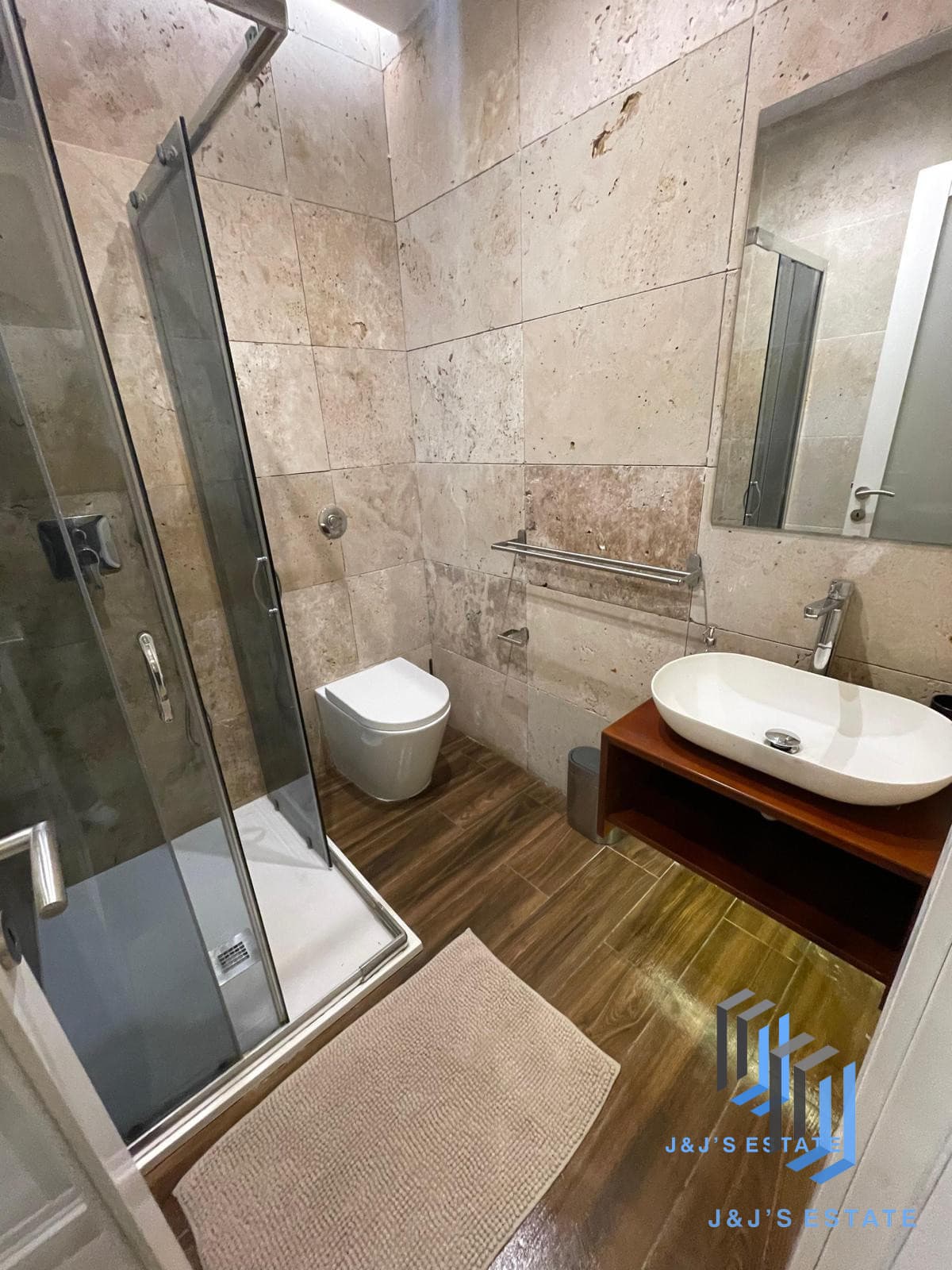 Studio apartment with terrace in central Sliema · 2