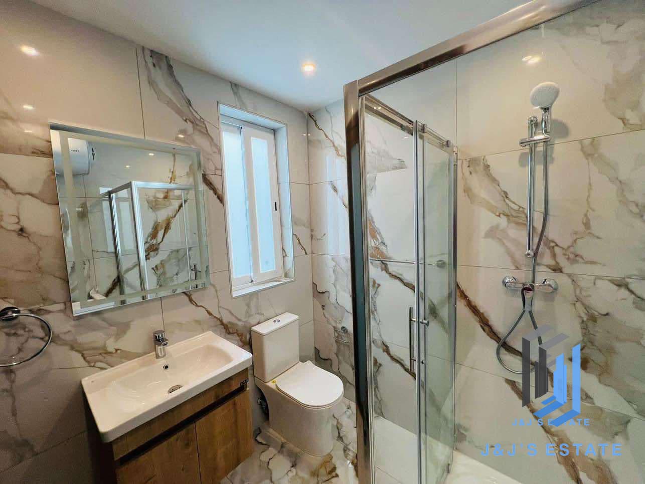 Brand New Penthouse in Msida · 6