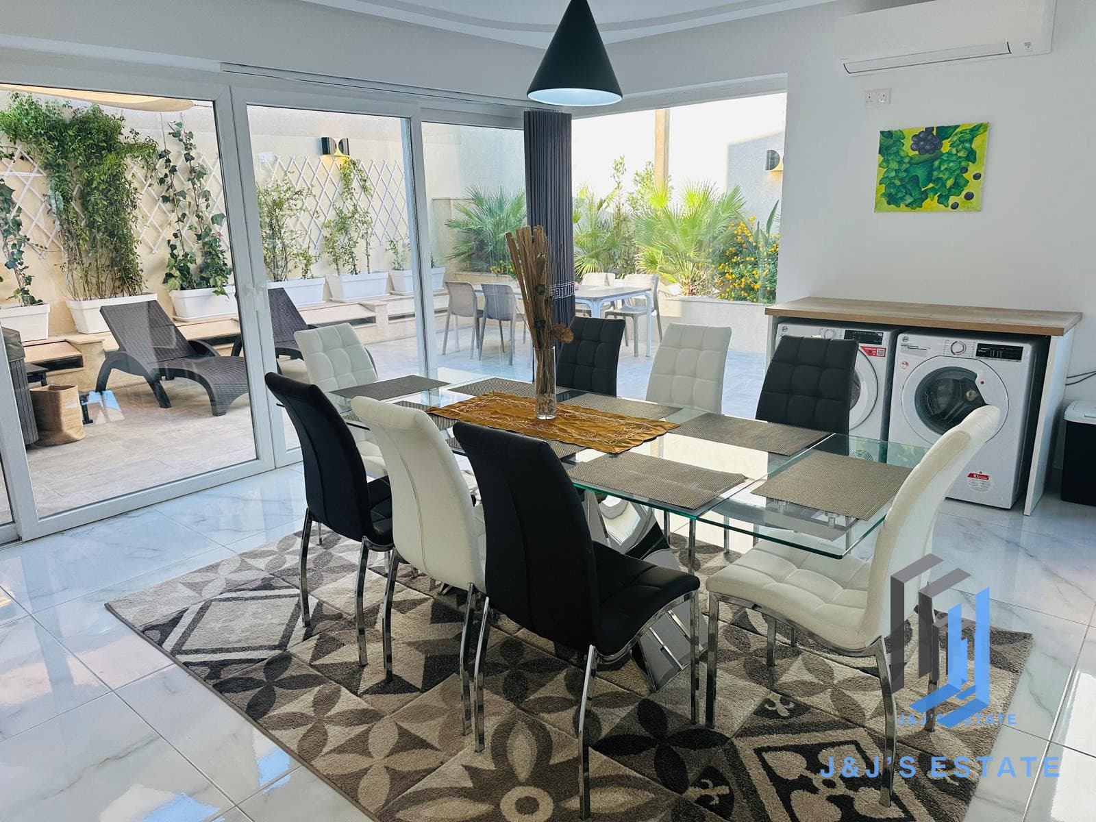 Furnished Semi-Detached Villa in Manikata near Golden Bay · 6