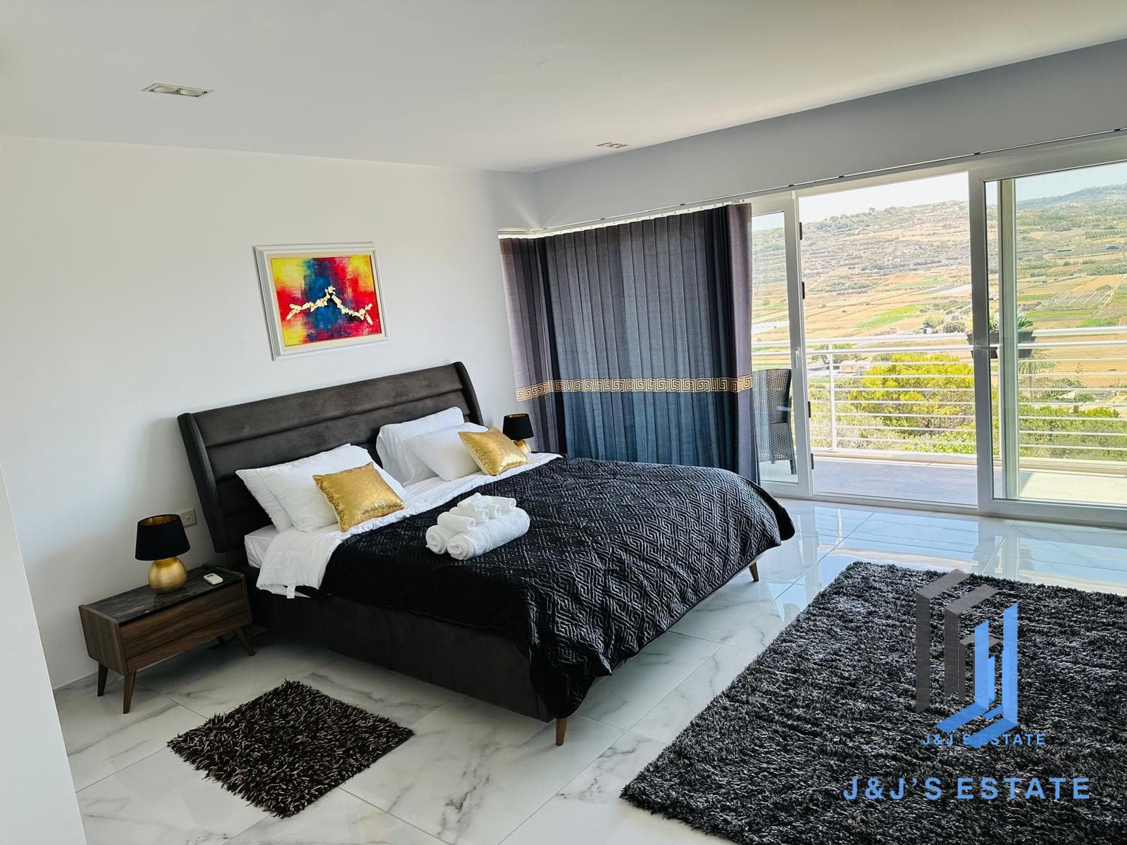 Furnished Semi-Detached Villa in Manikata near Golden Bay · 16