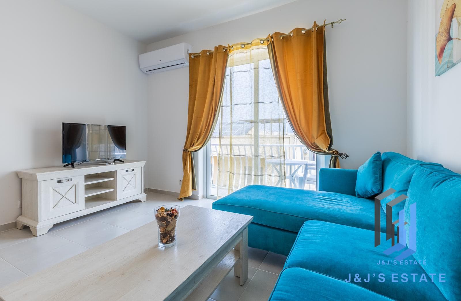 Renovated Two-Bedroom Apartment in St. Paul’s Bay · 2
