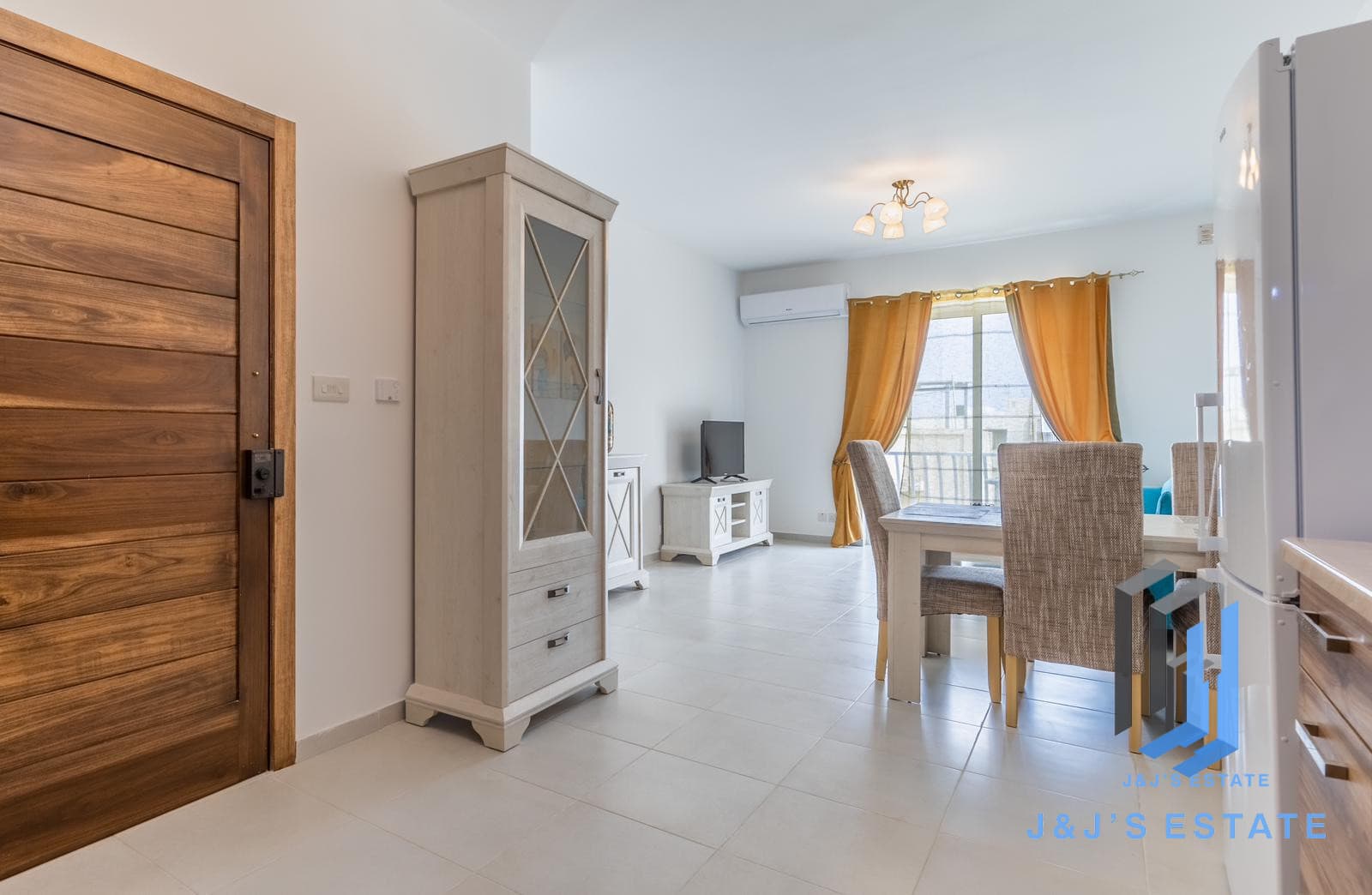 Renovated Two-Bedroom Apartment in St. Paul’s Bay · 11