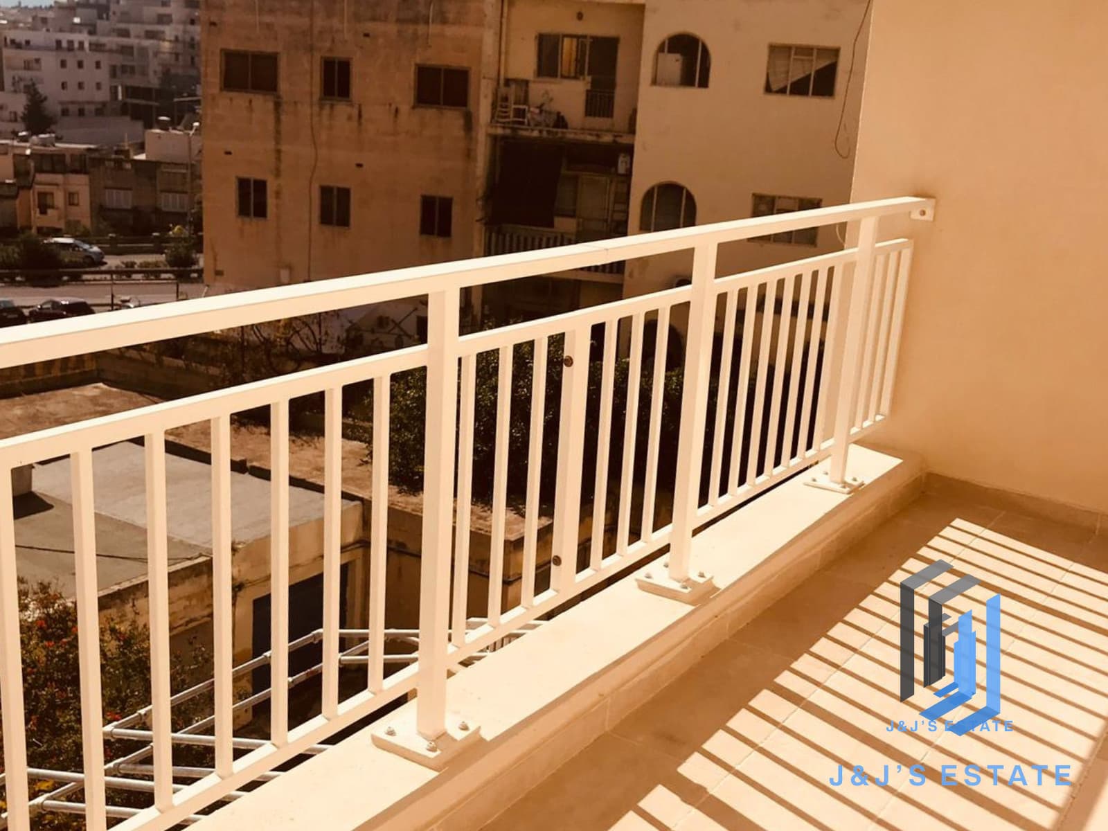 Modern 2-Bedroom Penthouse in University Heights, Msida · 6