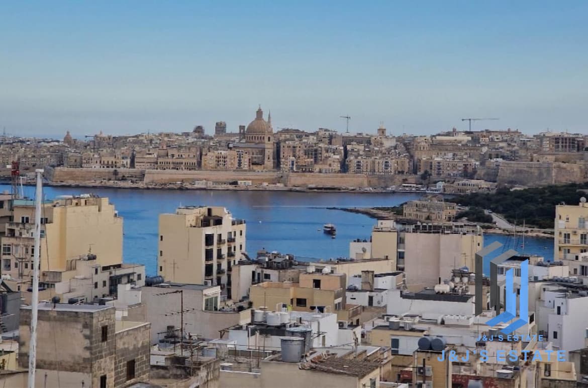 Cozy 1-Bedroom Maisonette in Sliema · 6