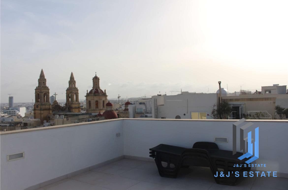 Cozy 1-Bedroom Maisonette in Sliema · 9