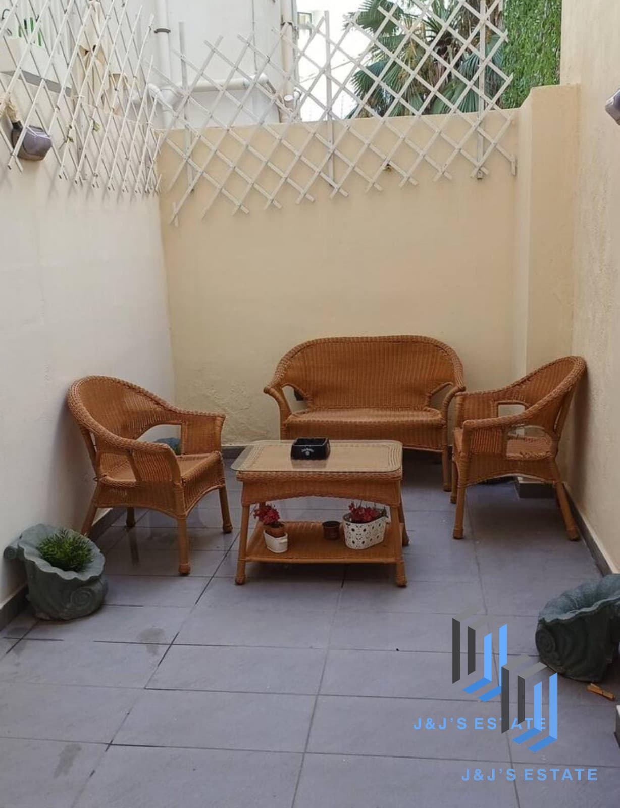 Modern 1-Bedroom Apartment in Sliema · 4