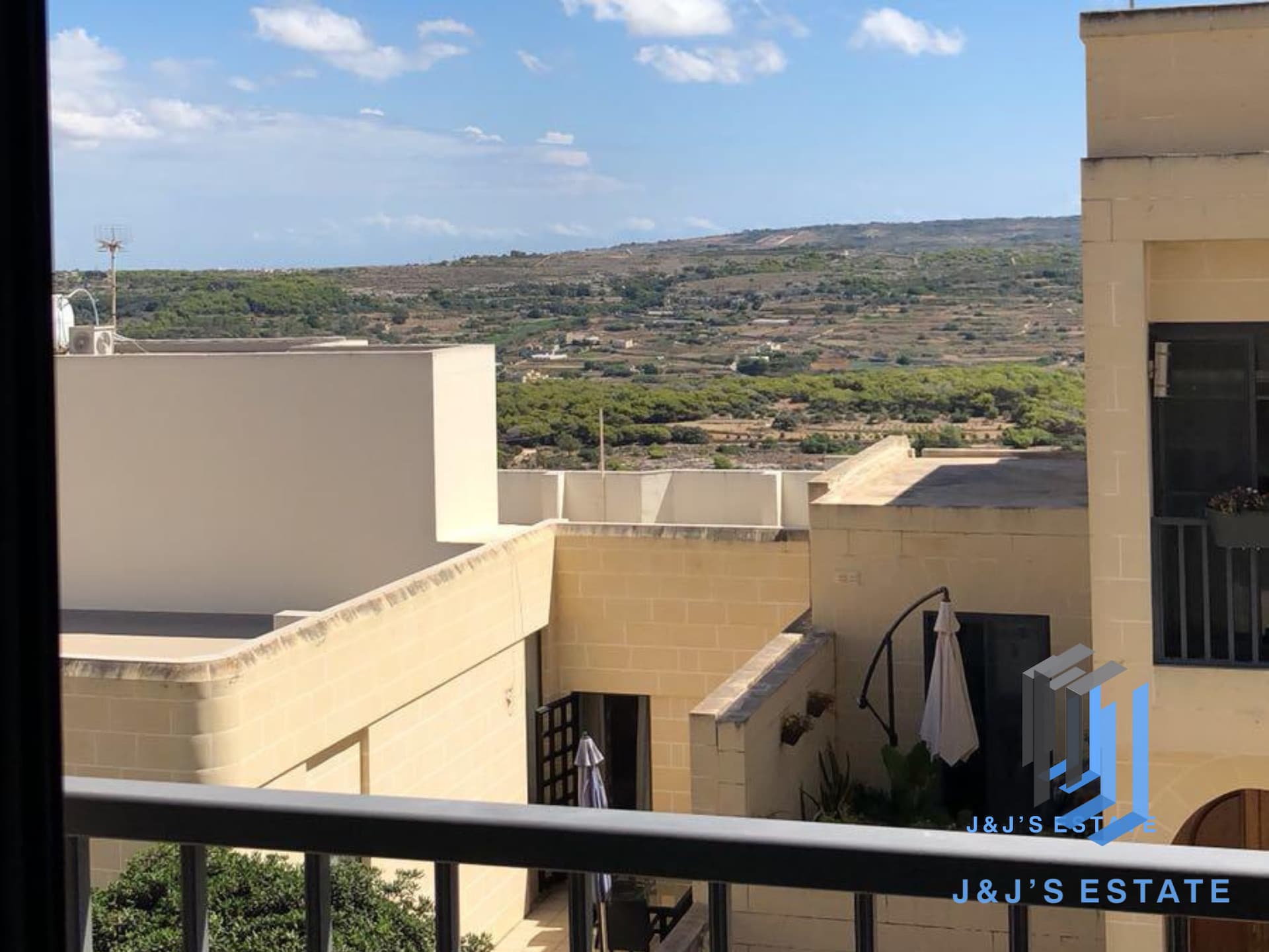 2-bedroom apartment with country view in Mellieha · 9