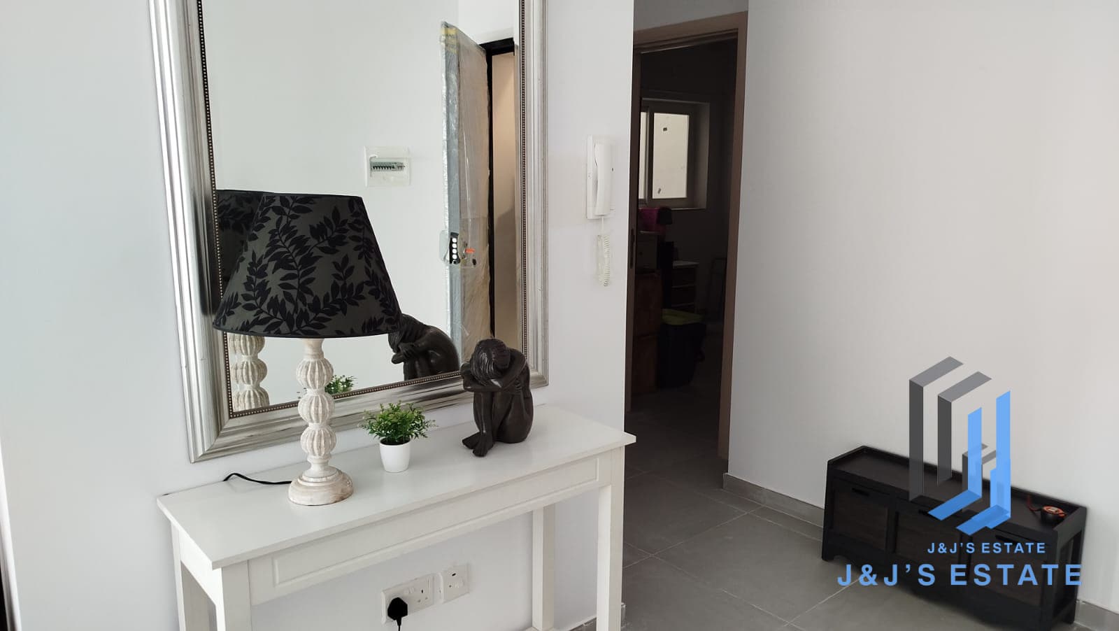 Brand New 2-Bedroom Apartment in Zurrieq · 3