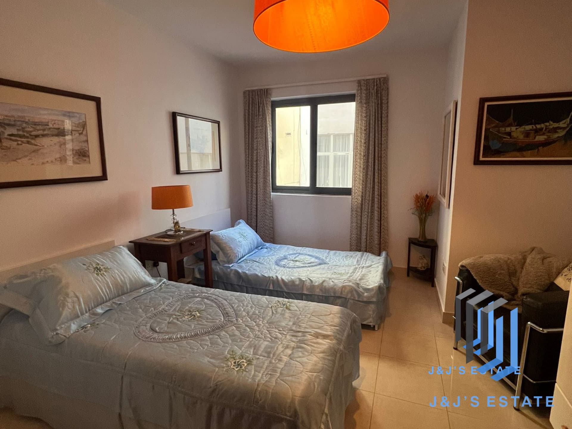 Cozy 2-Bedroom Apartment in Sliema · 7