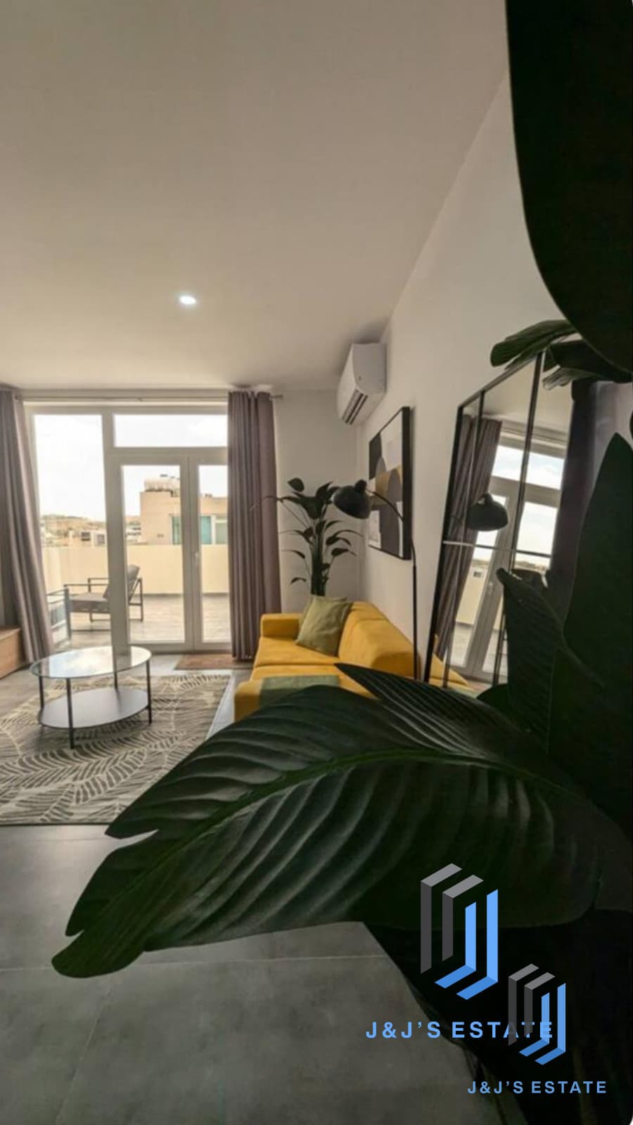 Brand New 2-Bedroom Penthouse in Gzira · 9