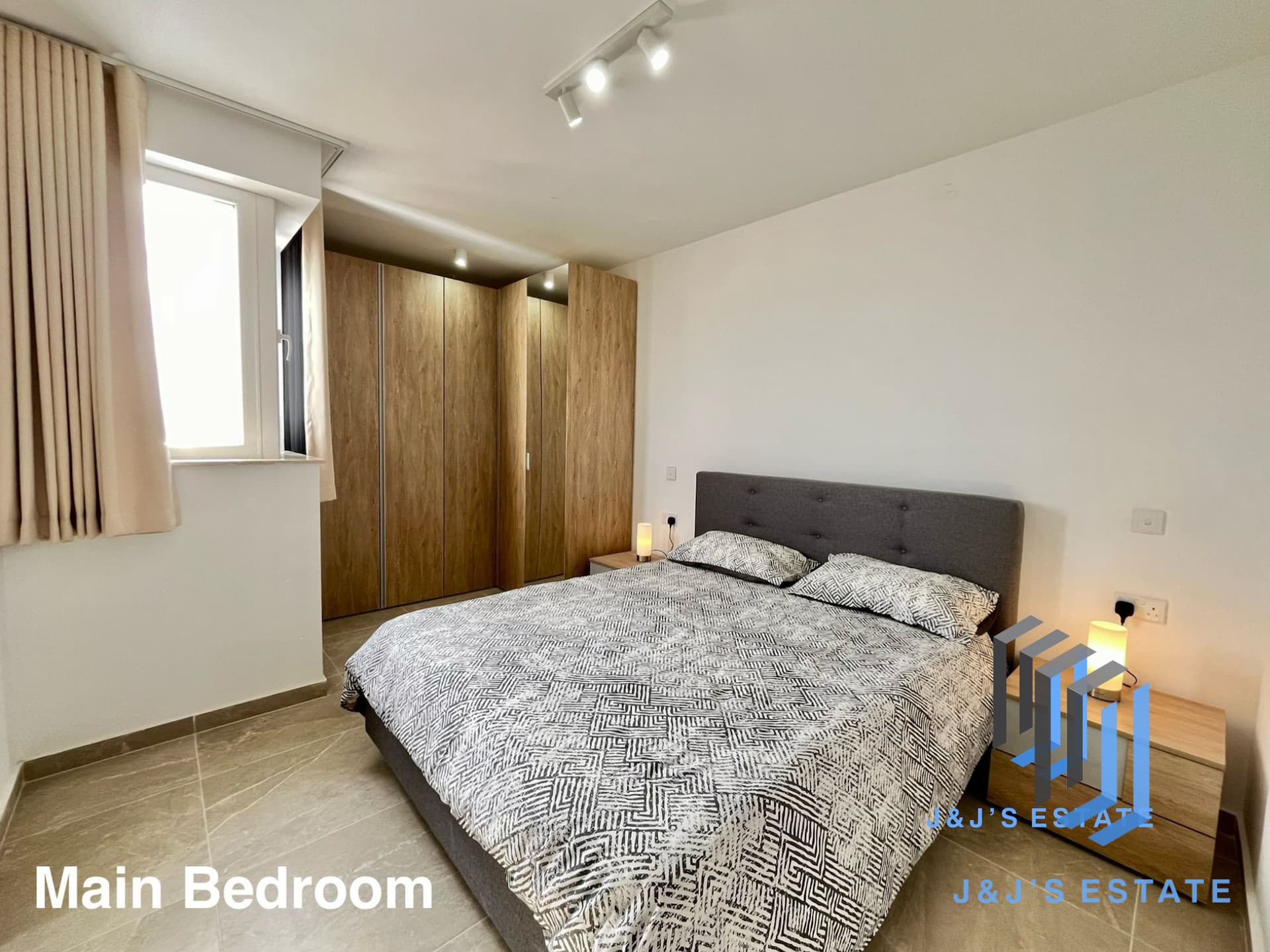 Spacious 3-Bedroom Apartment in Attard · 2