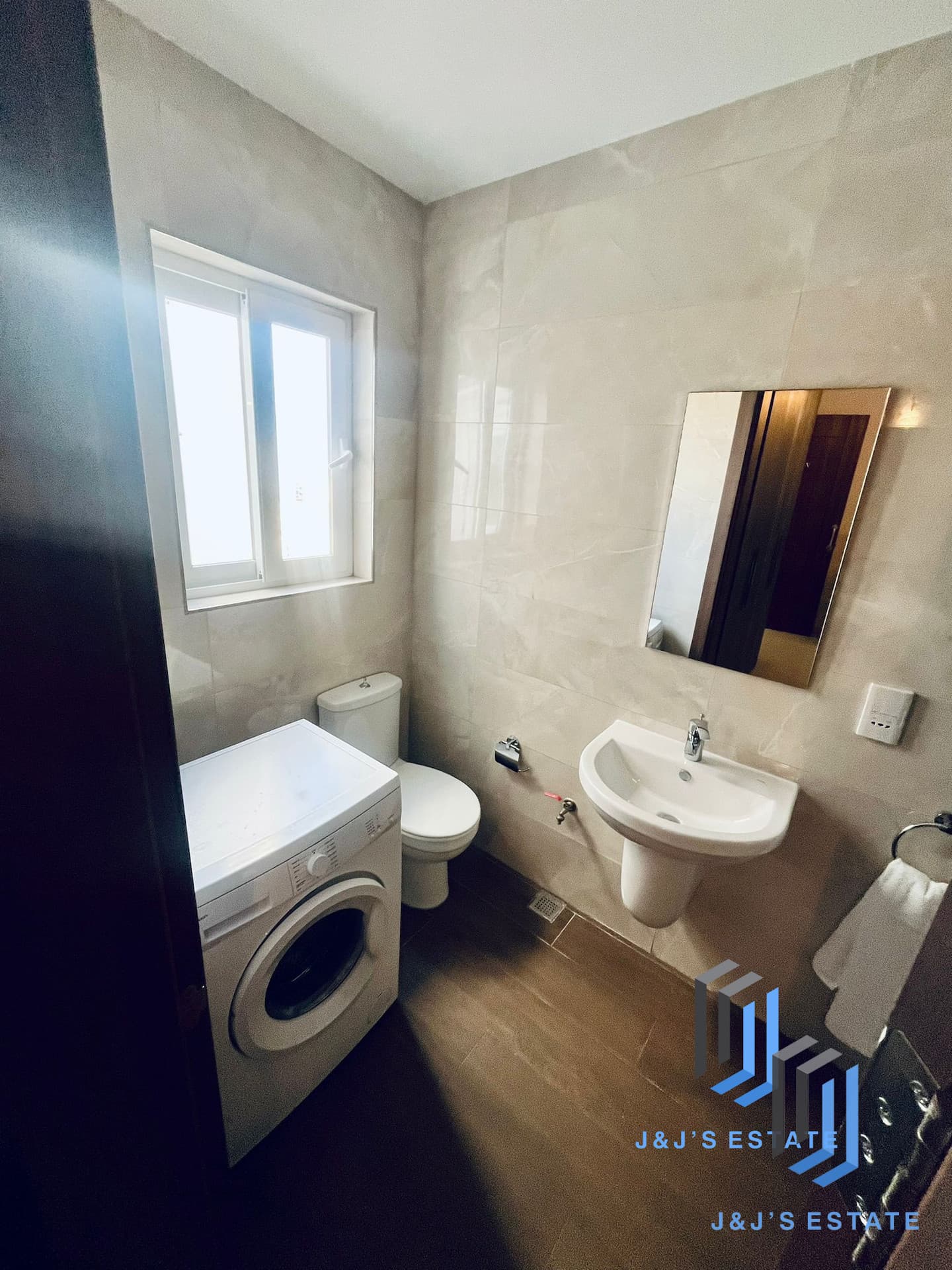 Modern Studio Penthouse in Sliema · 7