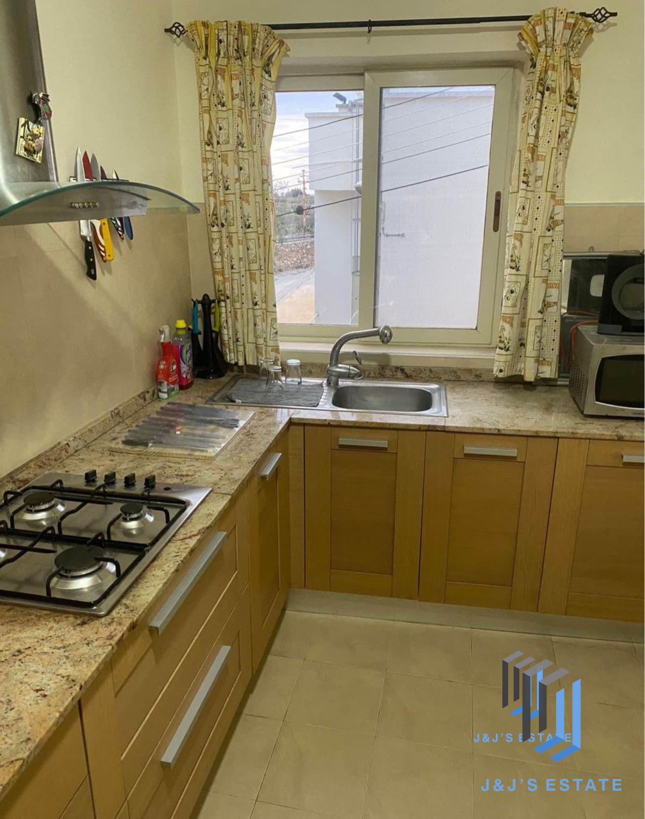 Spacious 2-Bedroom Apartment in Mellieħa · 2