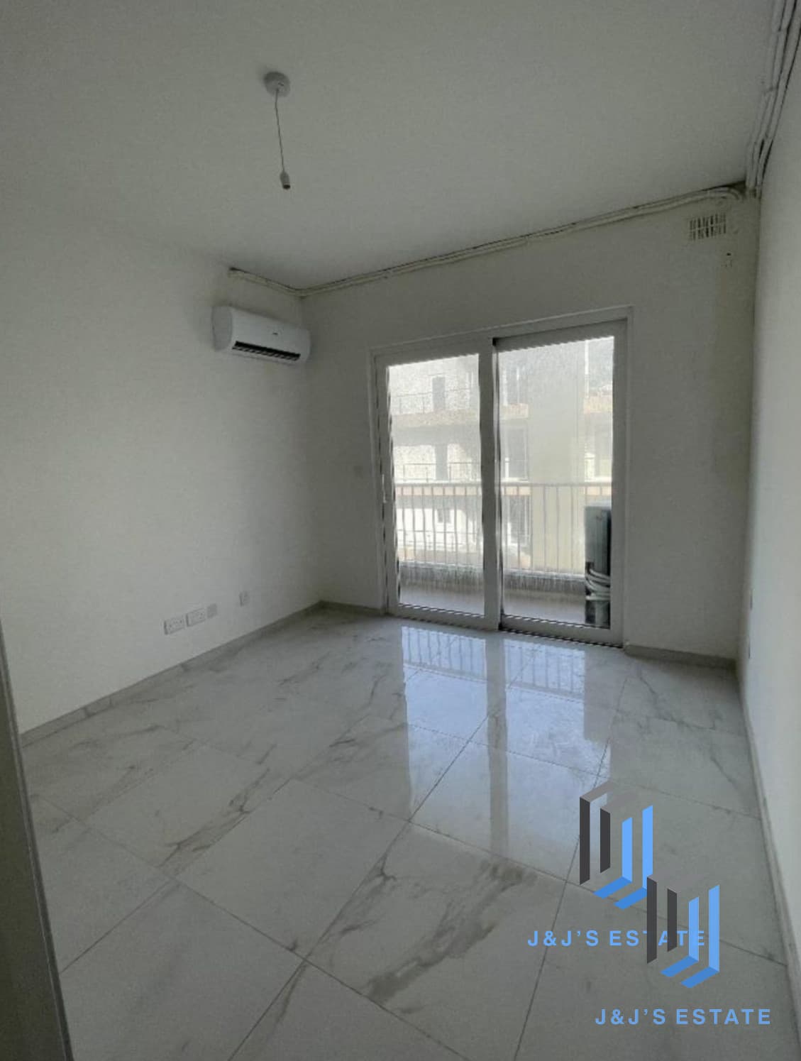 Brand New 2-Bedroom Apartment in Mellieħa · 5