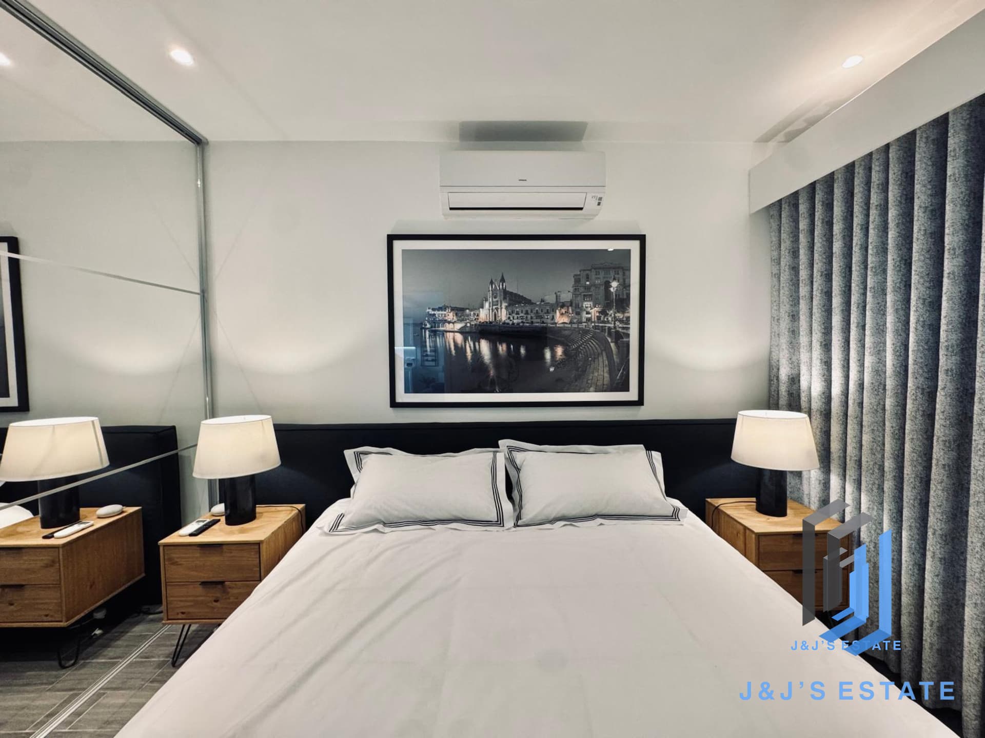 Furnished 2-Bedroom Apartment in Sliema · 10