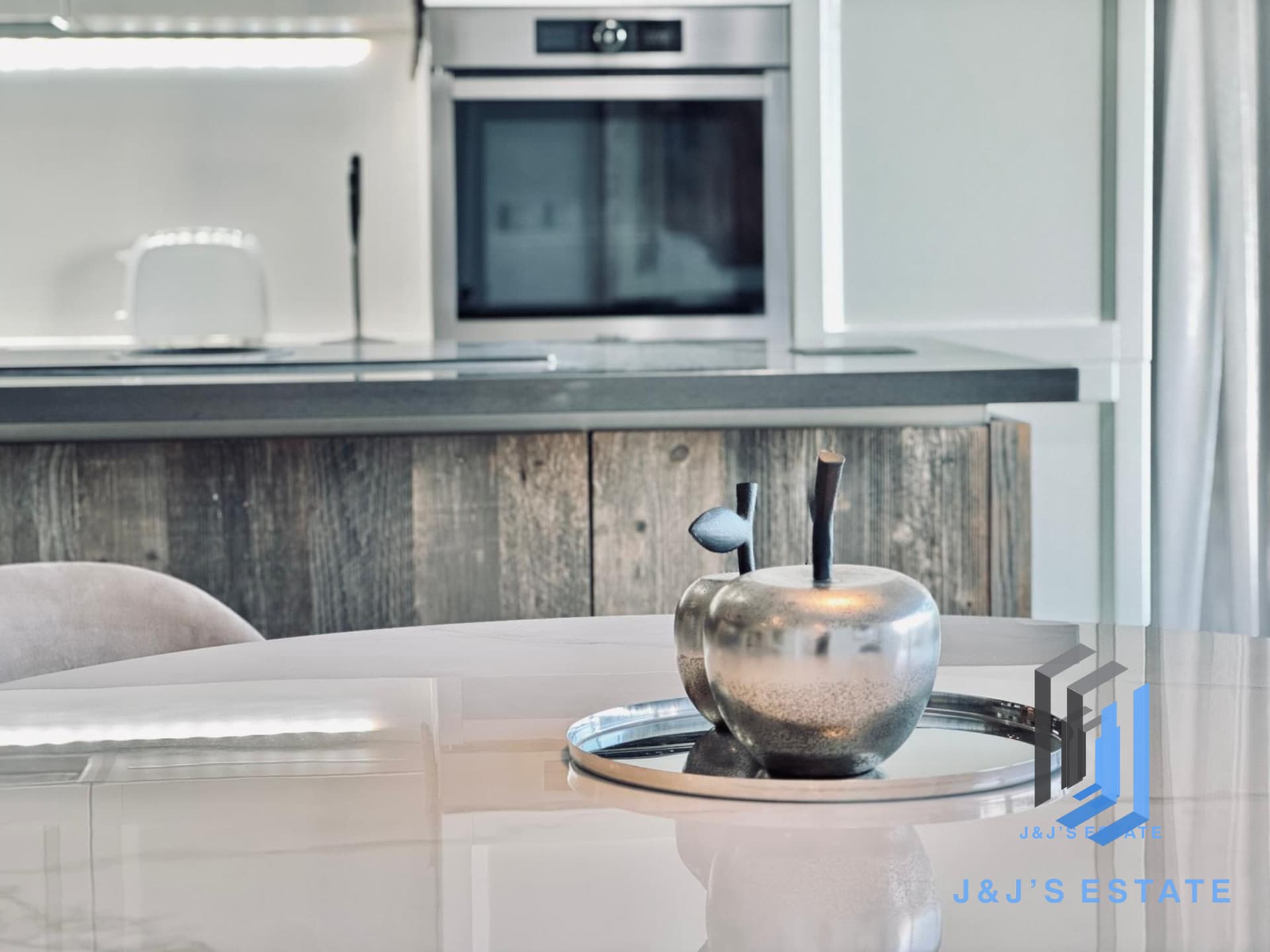 Furnished 2-Bedroom Apartment in Sliema · 26