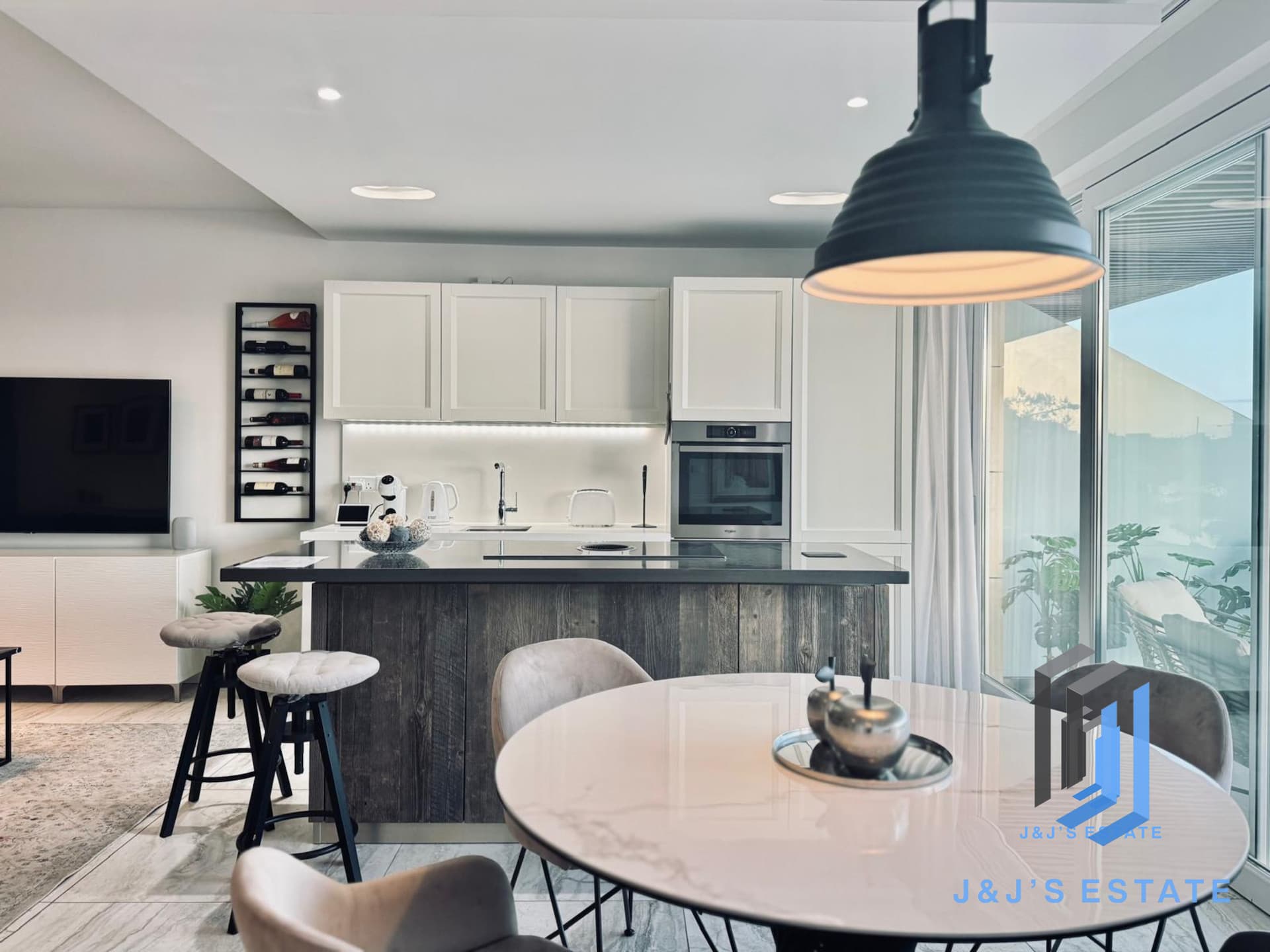 Furnished 2-Bedroom Apartment in Sliema · 27