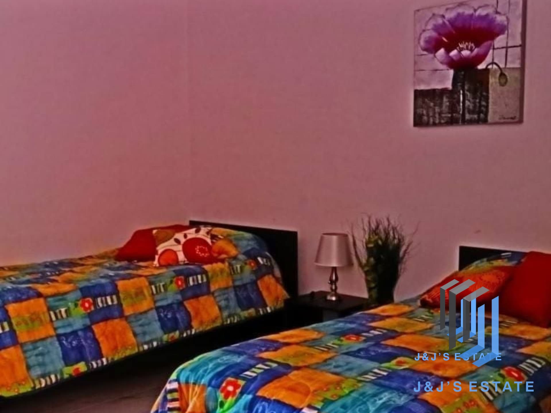 Luxury 4-Bedroom Sea-Front Penthouse in Marsaxlokk · 8