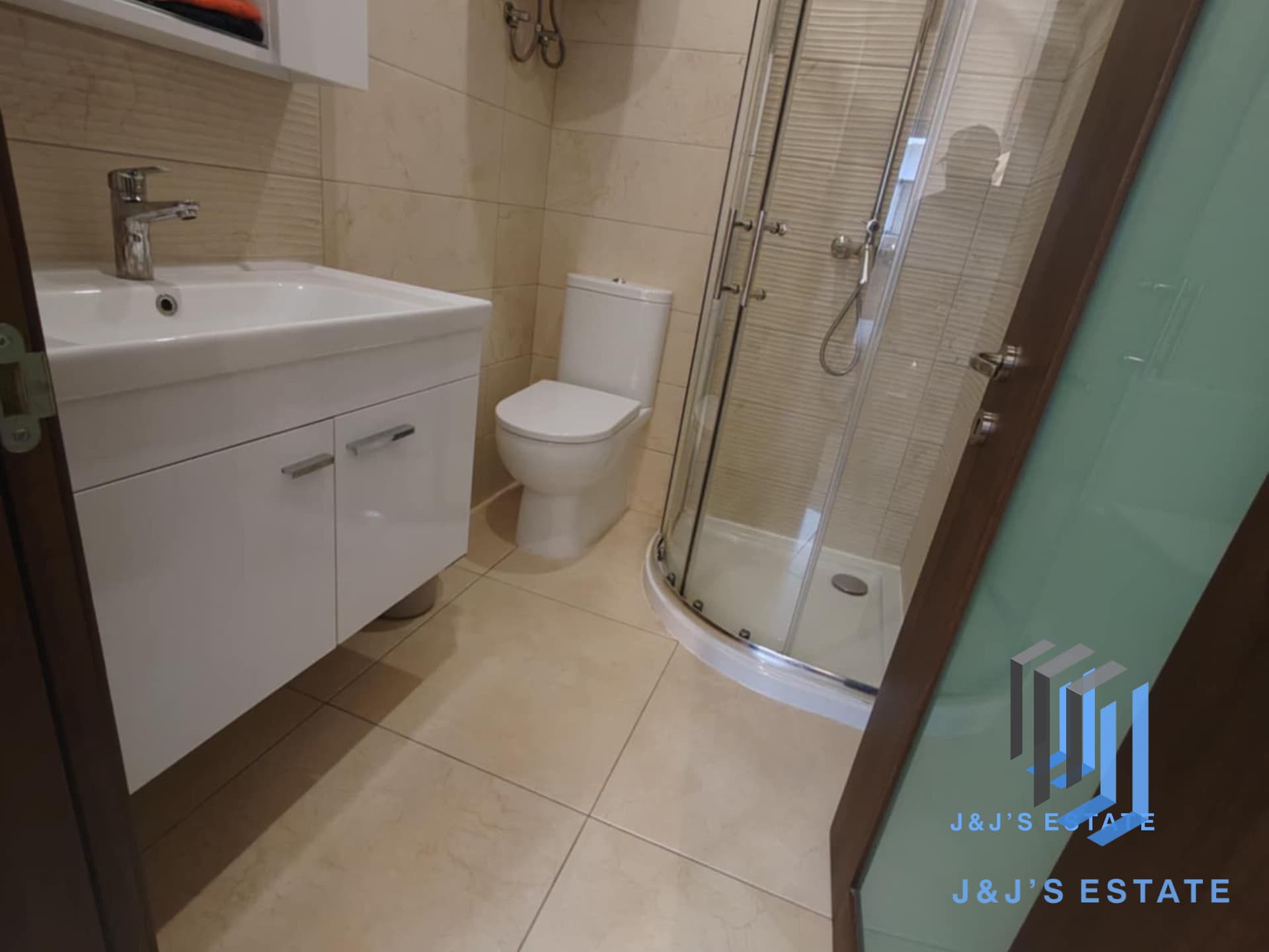 Brand New 2-Bedroom Penthouse in Msida · 9