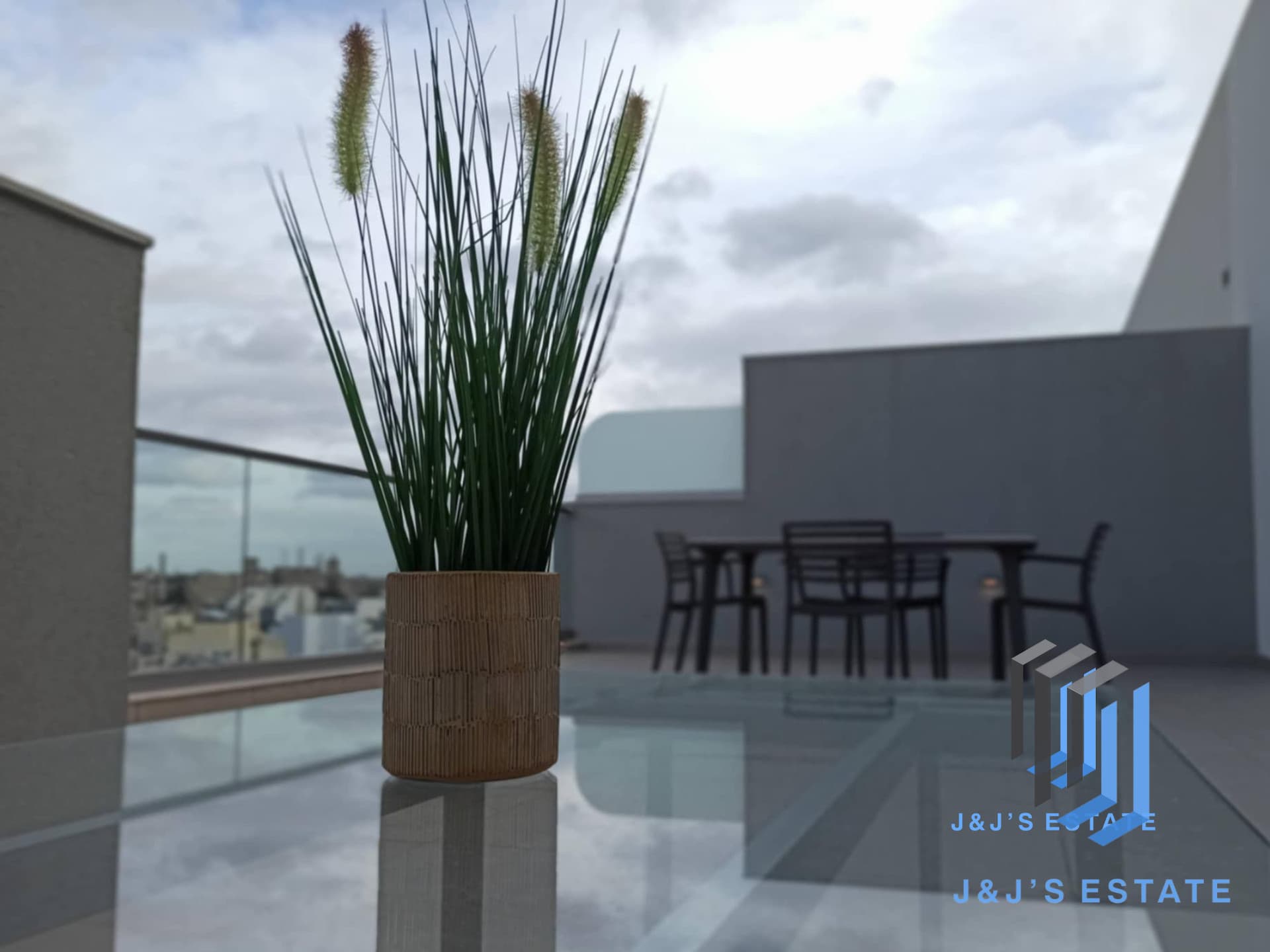 Brand New 2-Bedroom Penthouse in Msida · 11