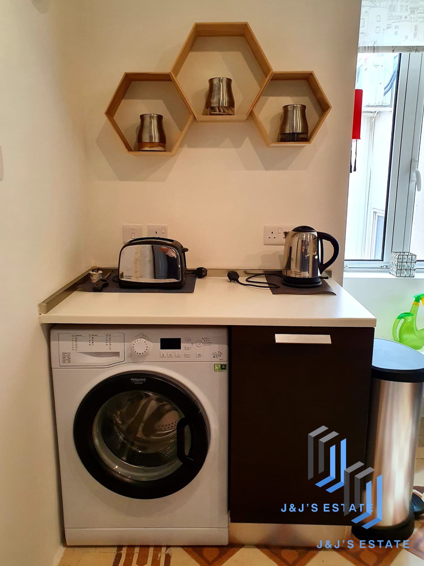 Renovated 2-Bedroom Apartment in Sliema · 16