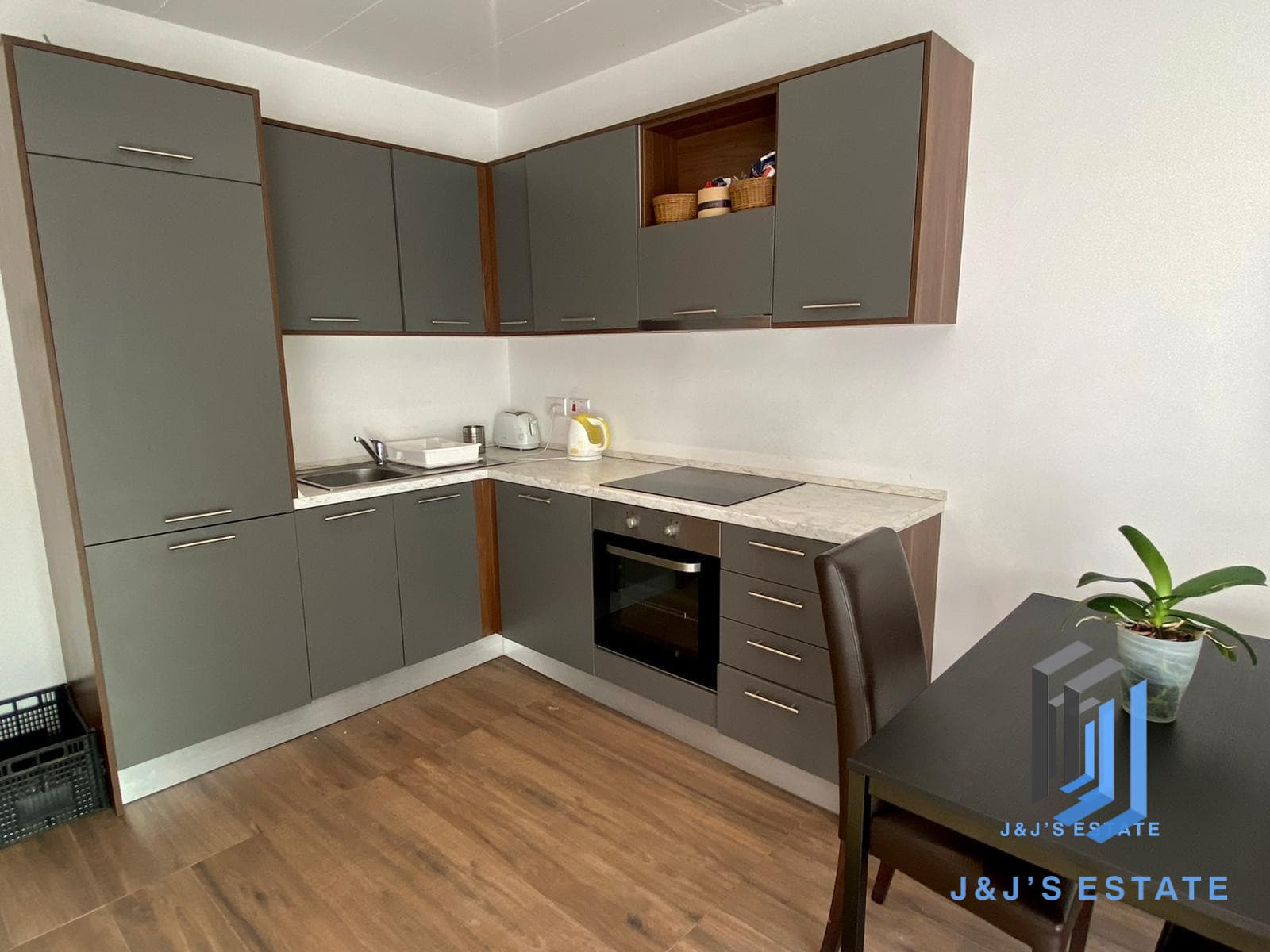 One-bedroom apartment with balcony in central Gzira · 2