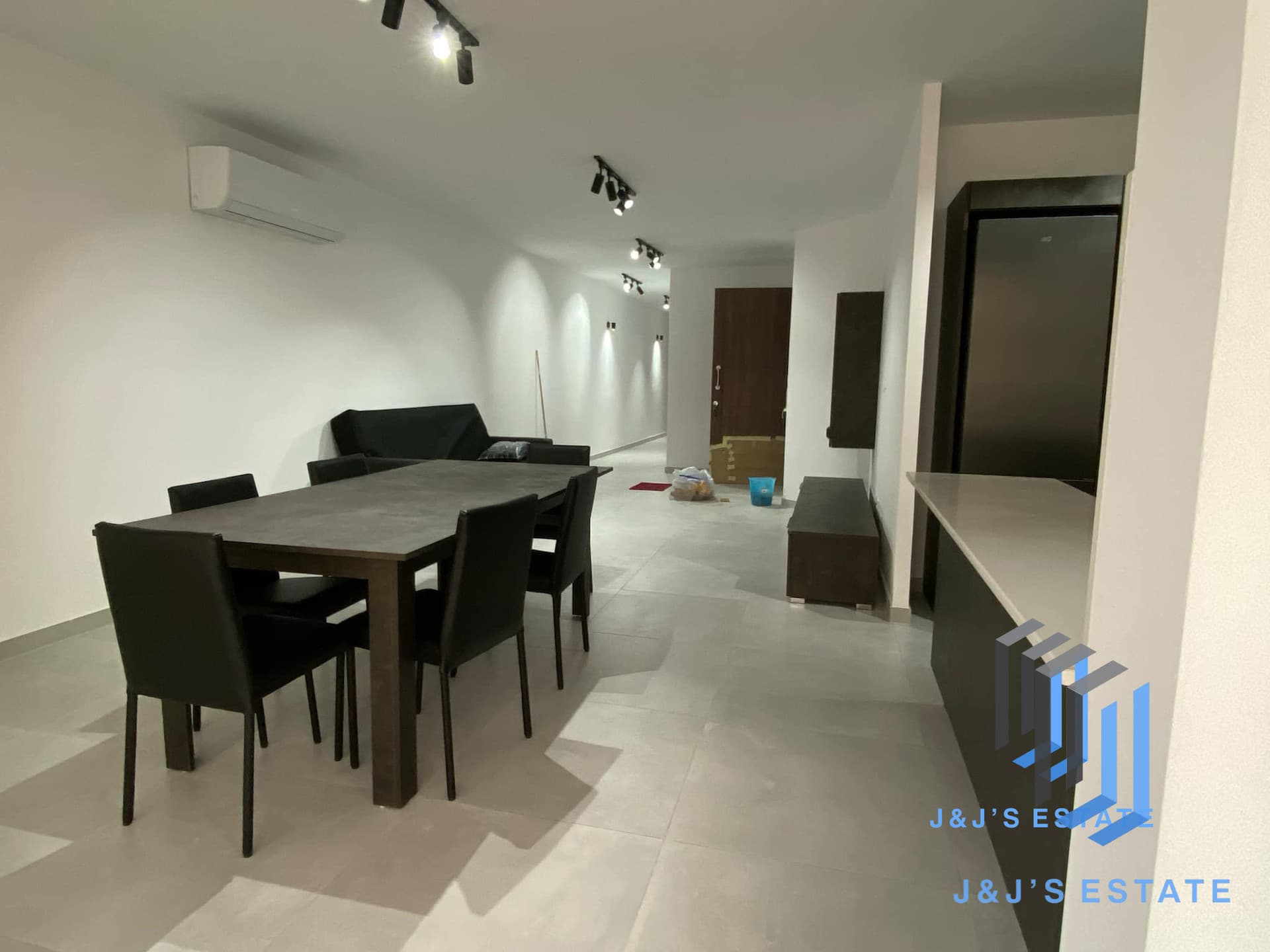 Modern 3-Bedroom Apartment in Naxxar · 2