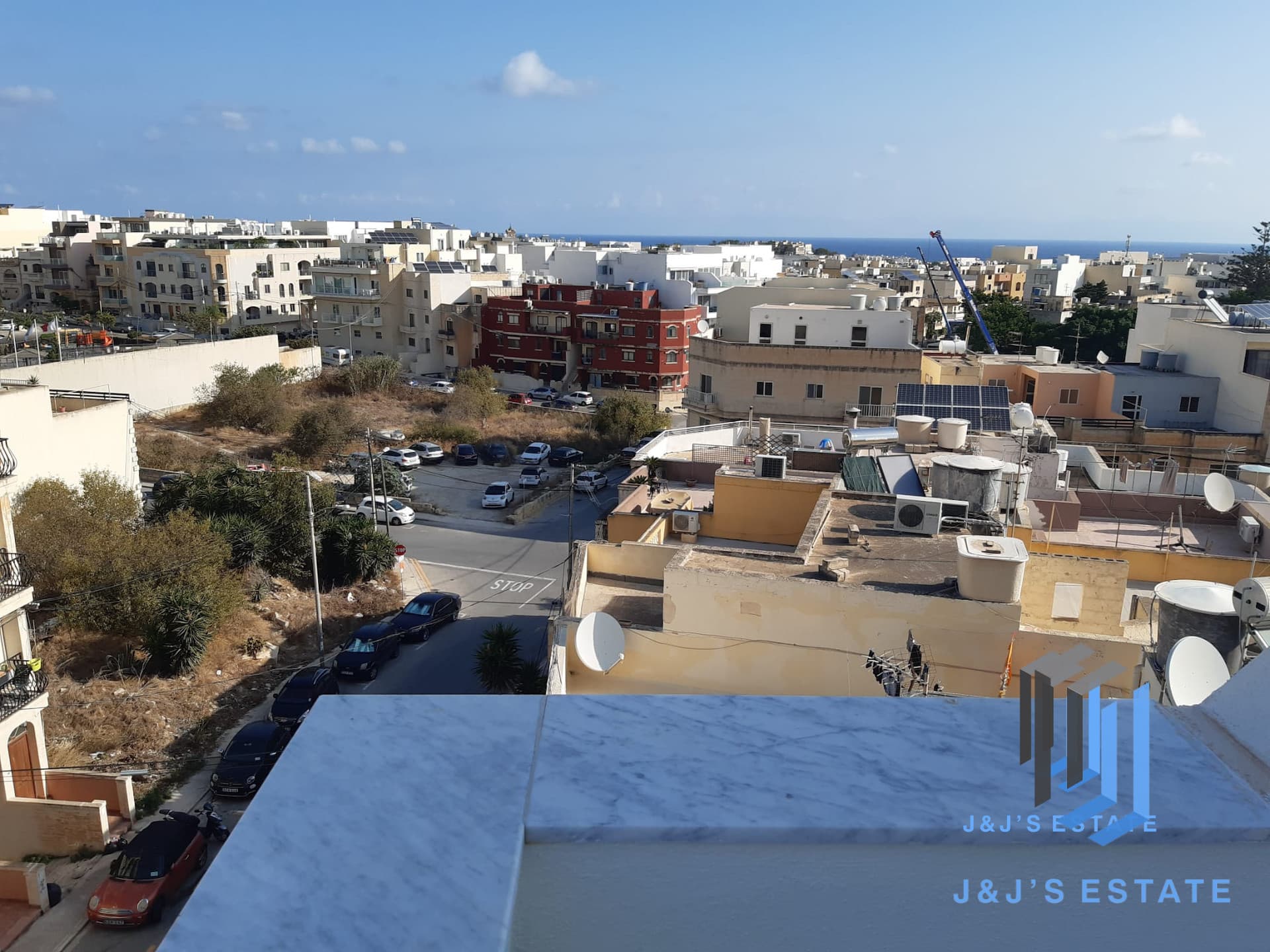 Modern 2-Bedroom Penthouse in Swieqi · 13