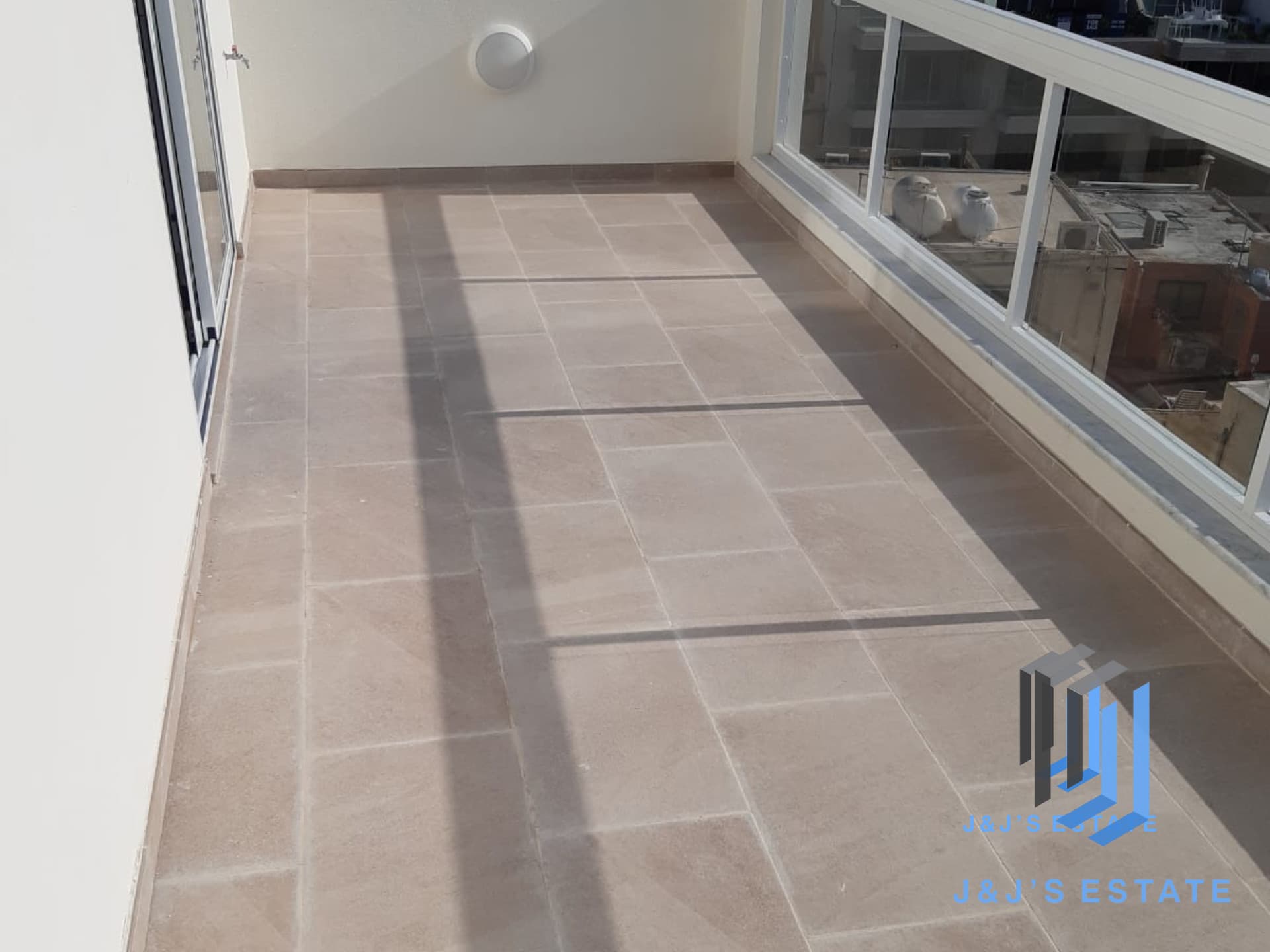 Modern 2-Bedroom Penthouse in Swieqi · 16