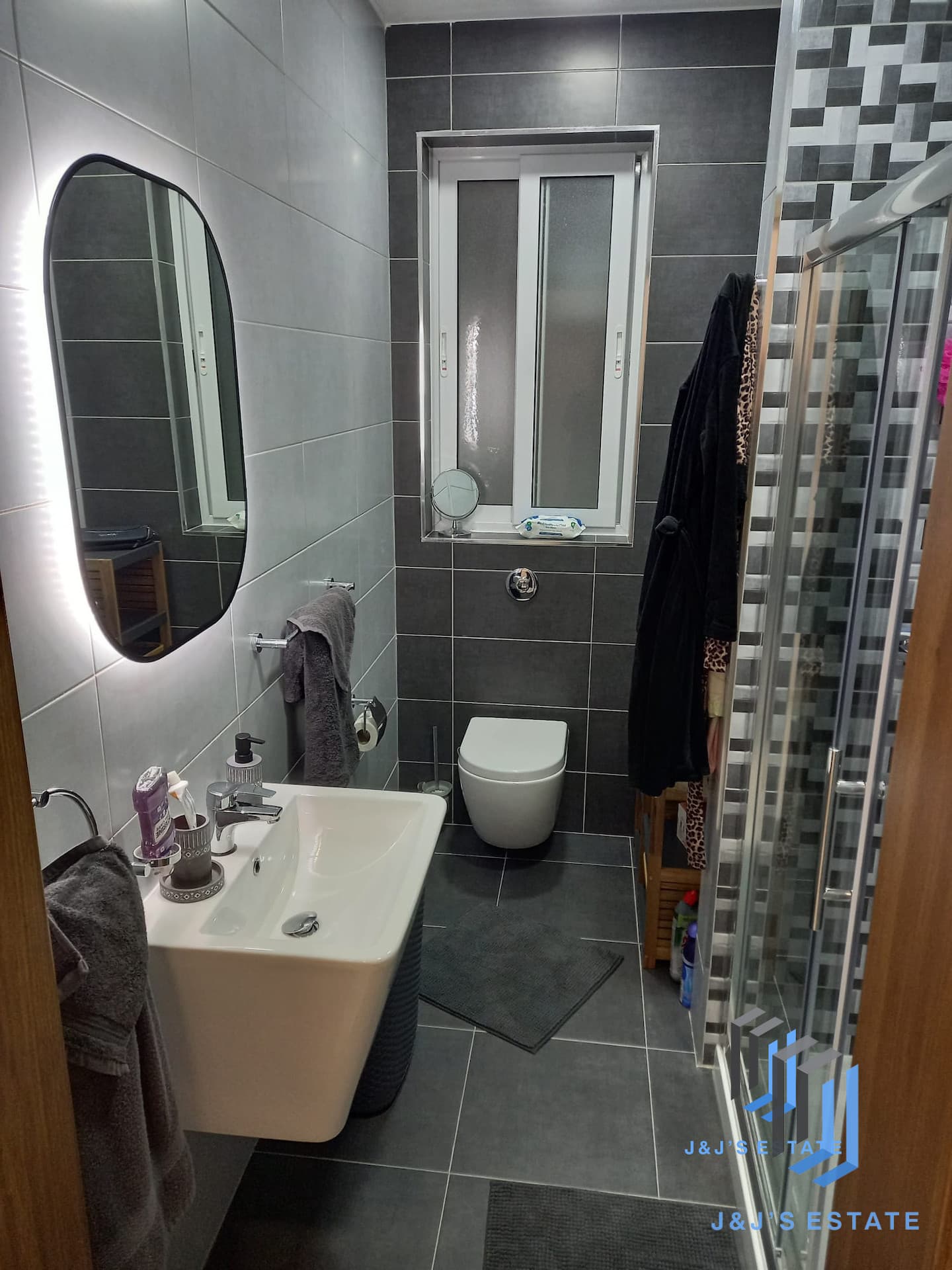Spacious 3-Bedroom Apartment in St. Paul’s Bay · 5