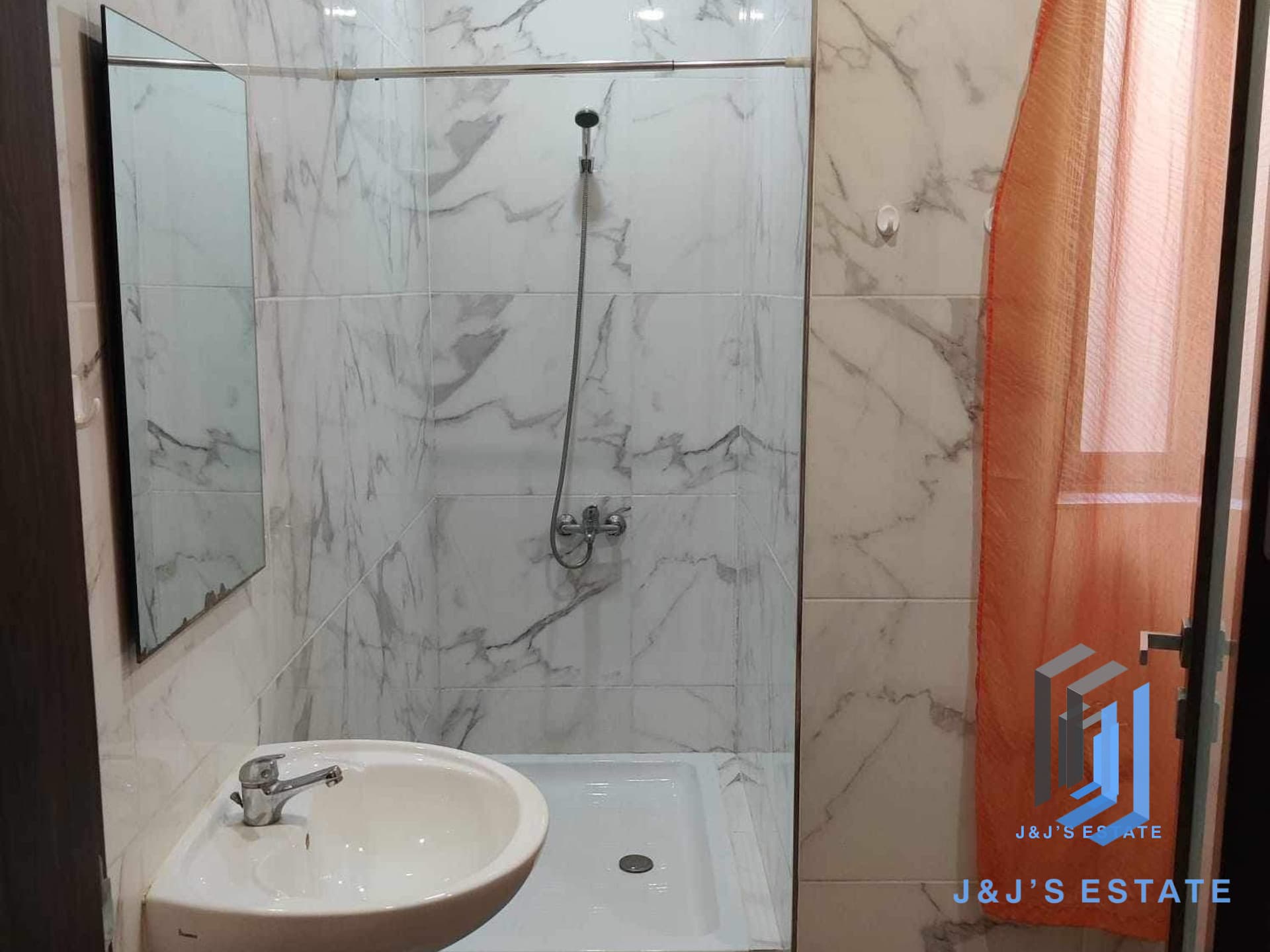 3-Bedroom Apartment in St. Paul's Bay · 6