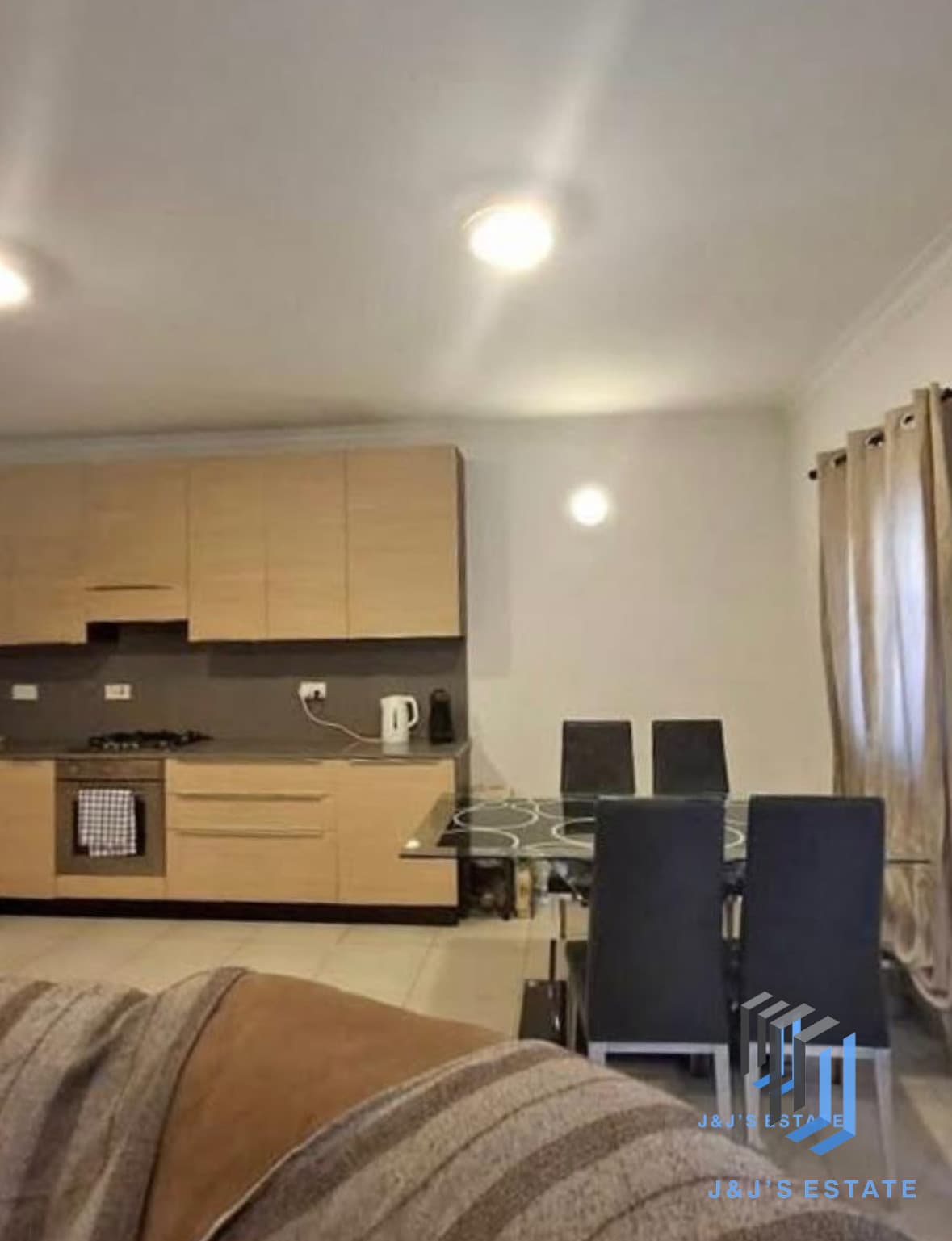 Spacious 3-Bedroom Apartment for Rent · 1