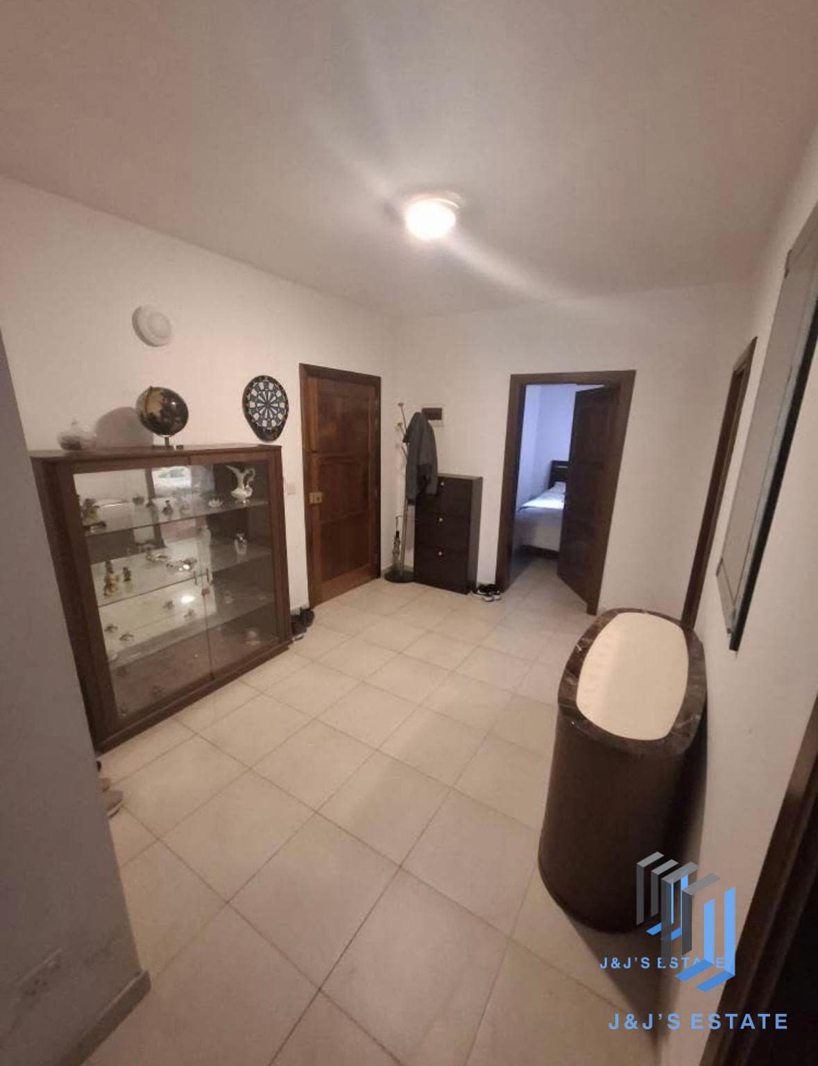 Spacious 3-Bedroom Apartment for Rent · 4