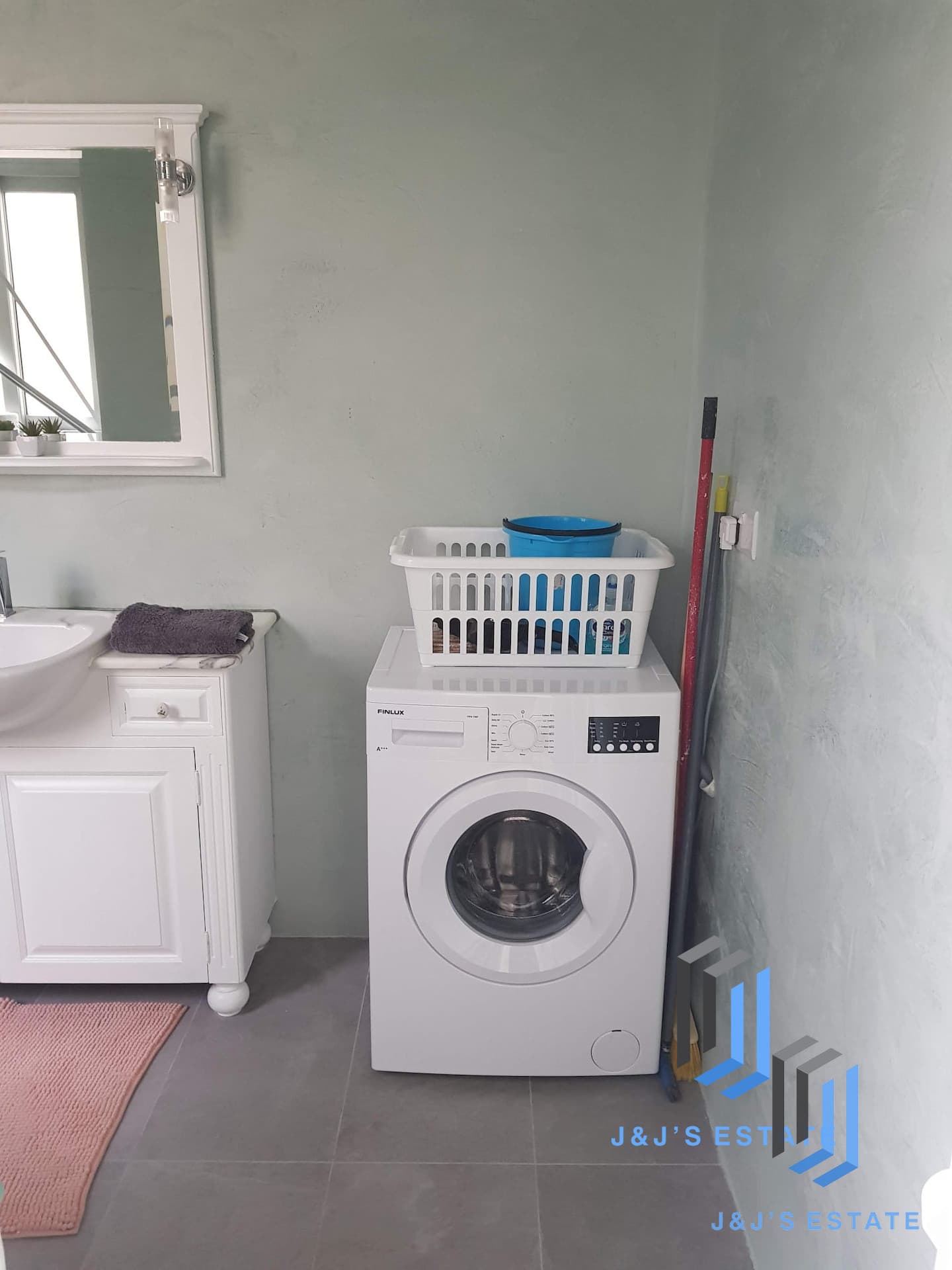 Renovated 1-Bedroom Townhouse in the Heart of St. Julian's · 7