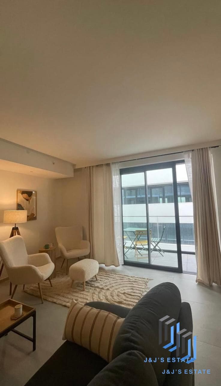 Stylish Studio Apartment in Mercury Tower St Julians · 5