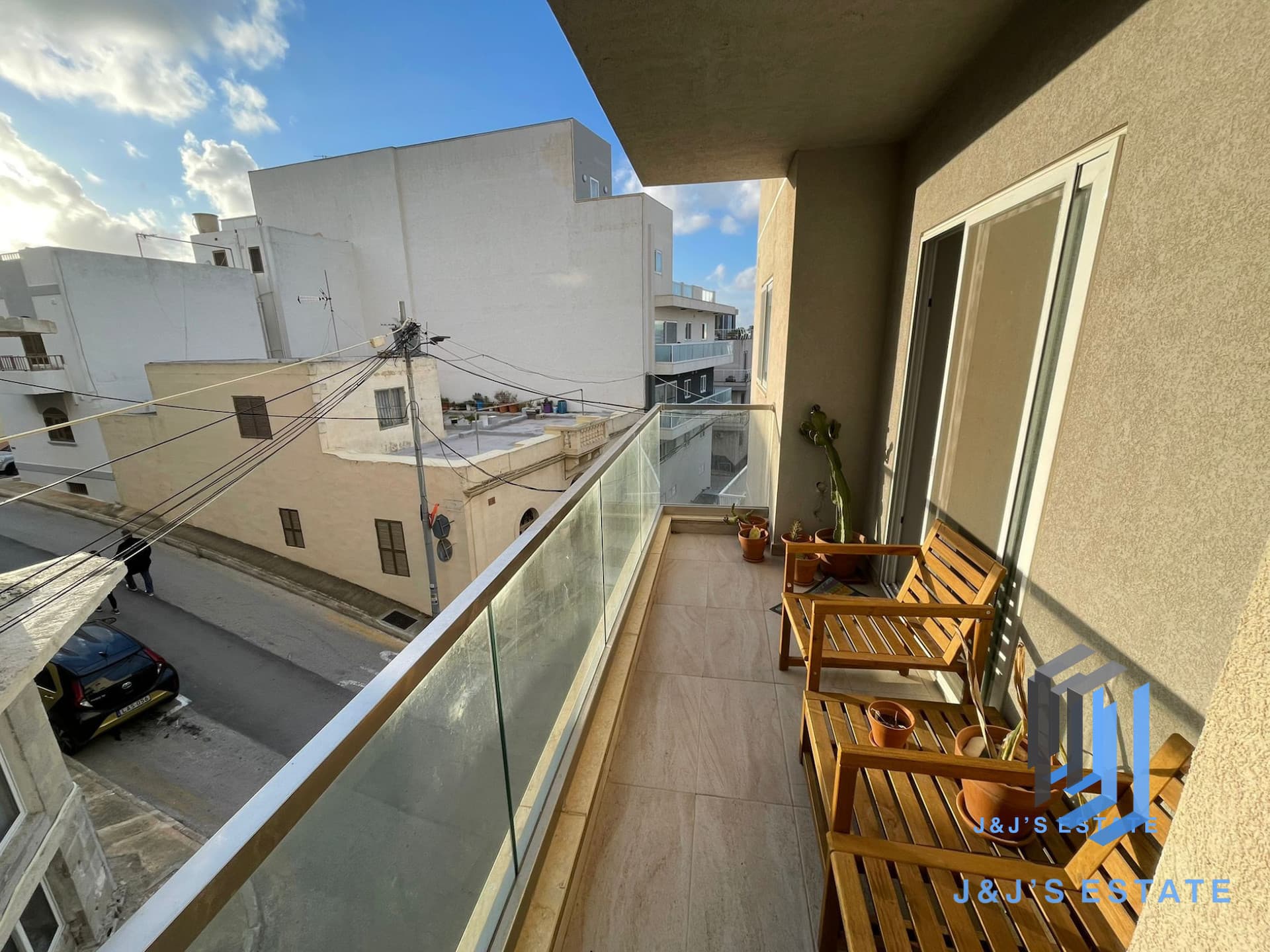 Modern 3-Bedroom Apartment in Mellieha · 3
