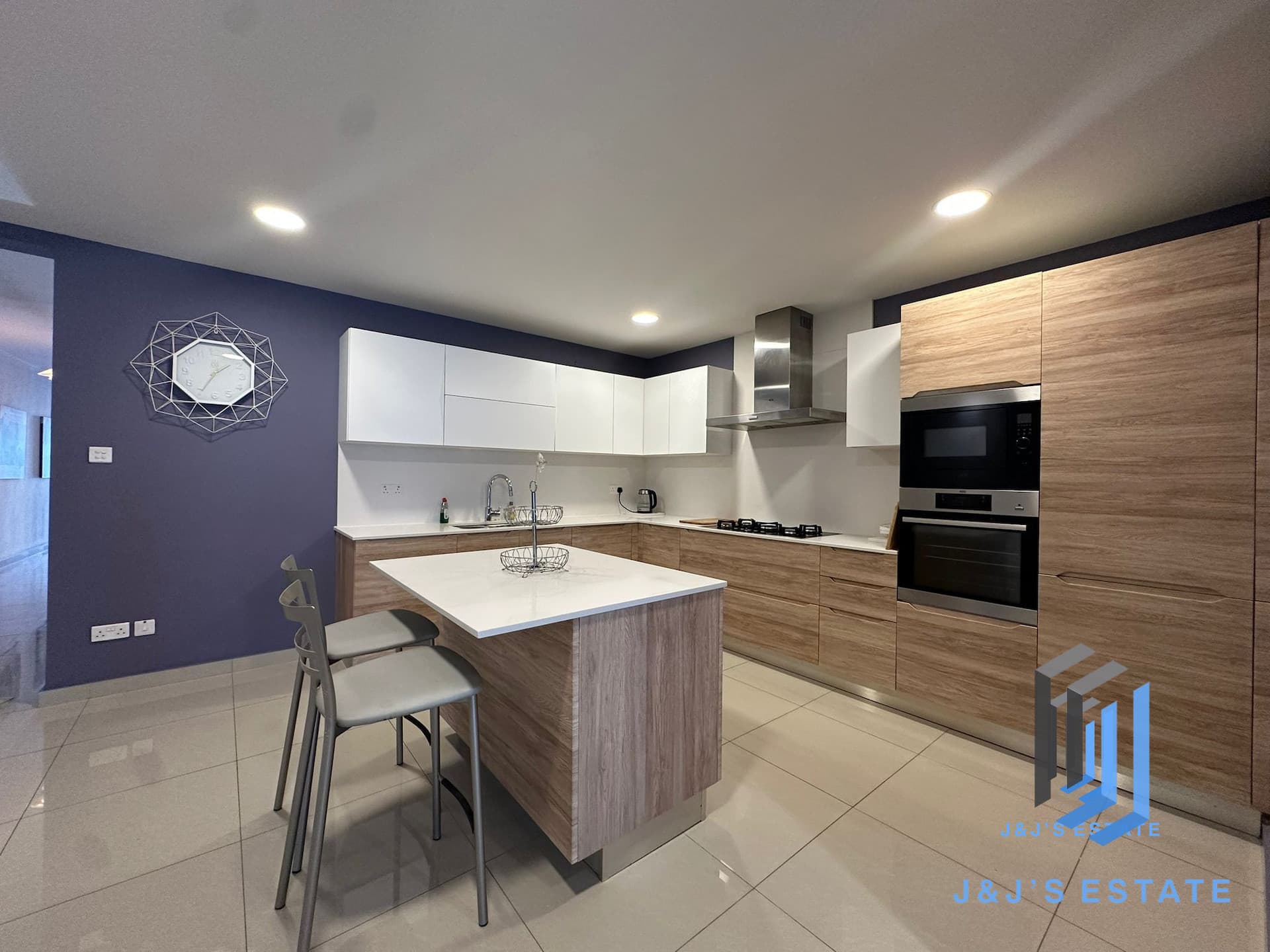 Spacious Modern 3-Bedroom Apartment in St Paul's Bay · 5