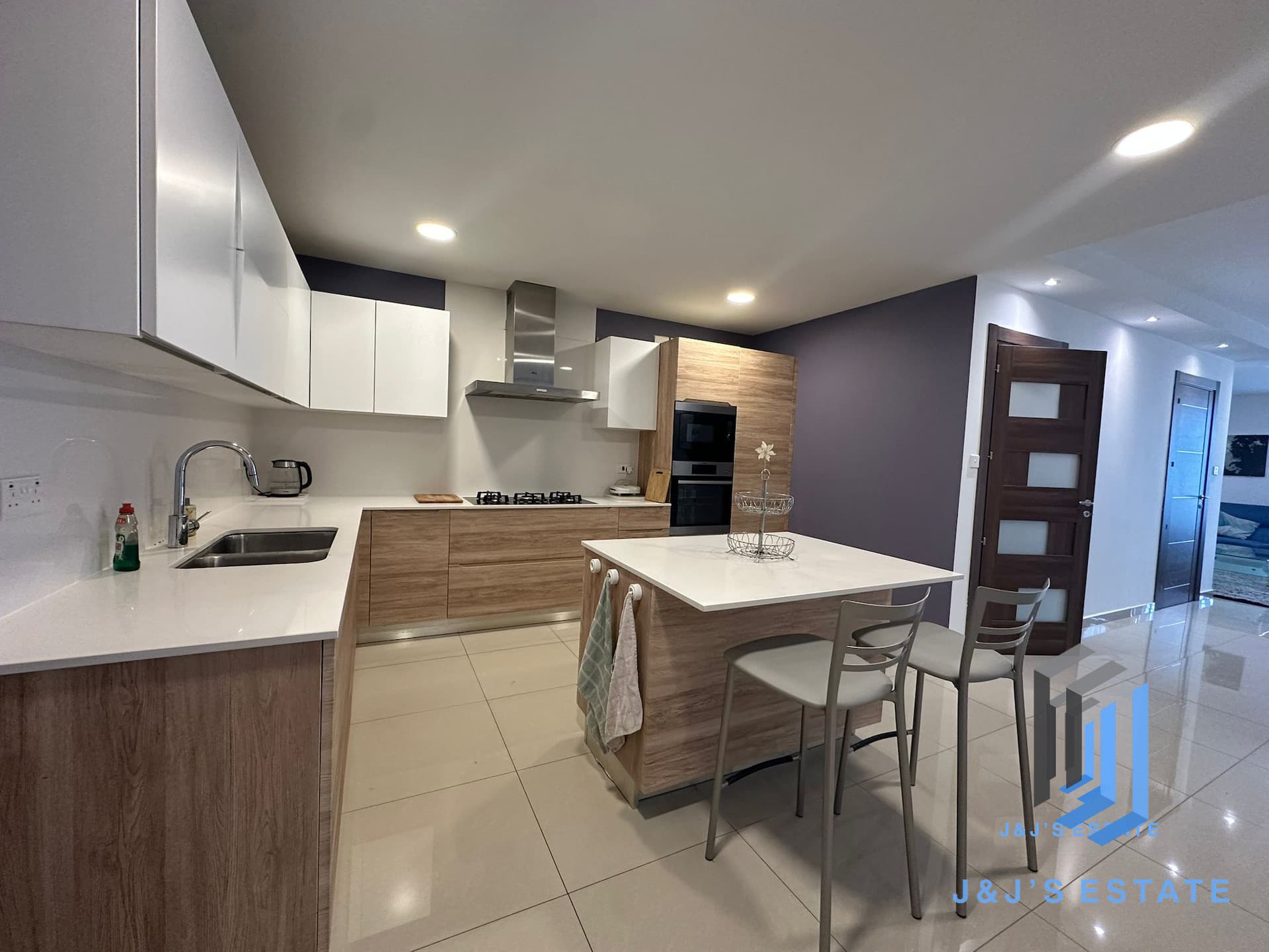Spacious Modern 3-Bedroom Apartment in St Paul's Bay · 6