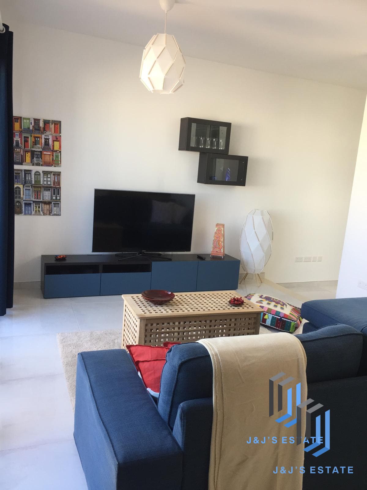 Stylish 3-Bedroom Penthouse with Panoramic Views in Naxxar · 8