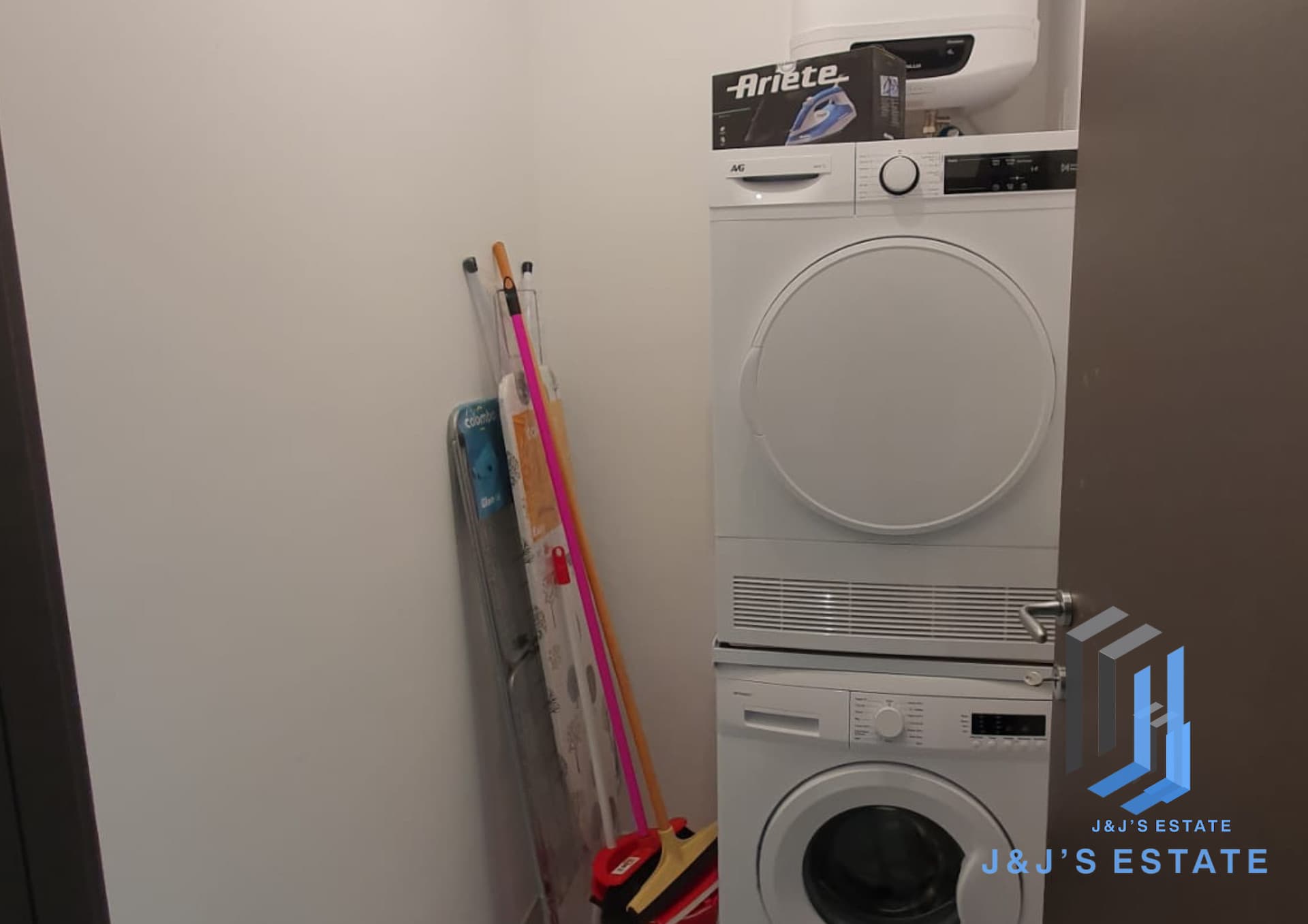 3-Bedroom Apartment in Fgura · 3