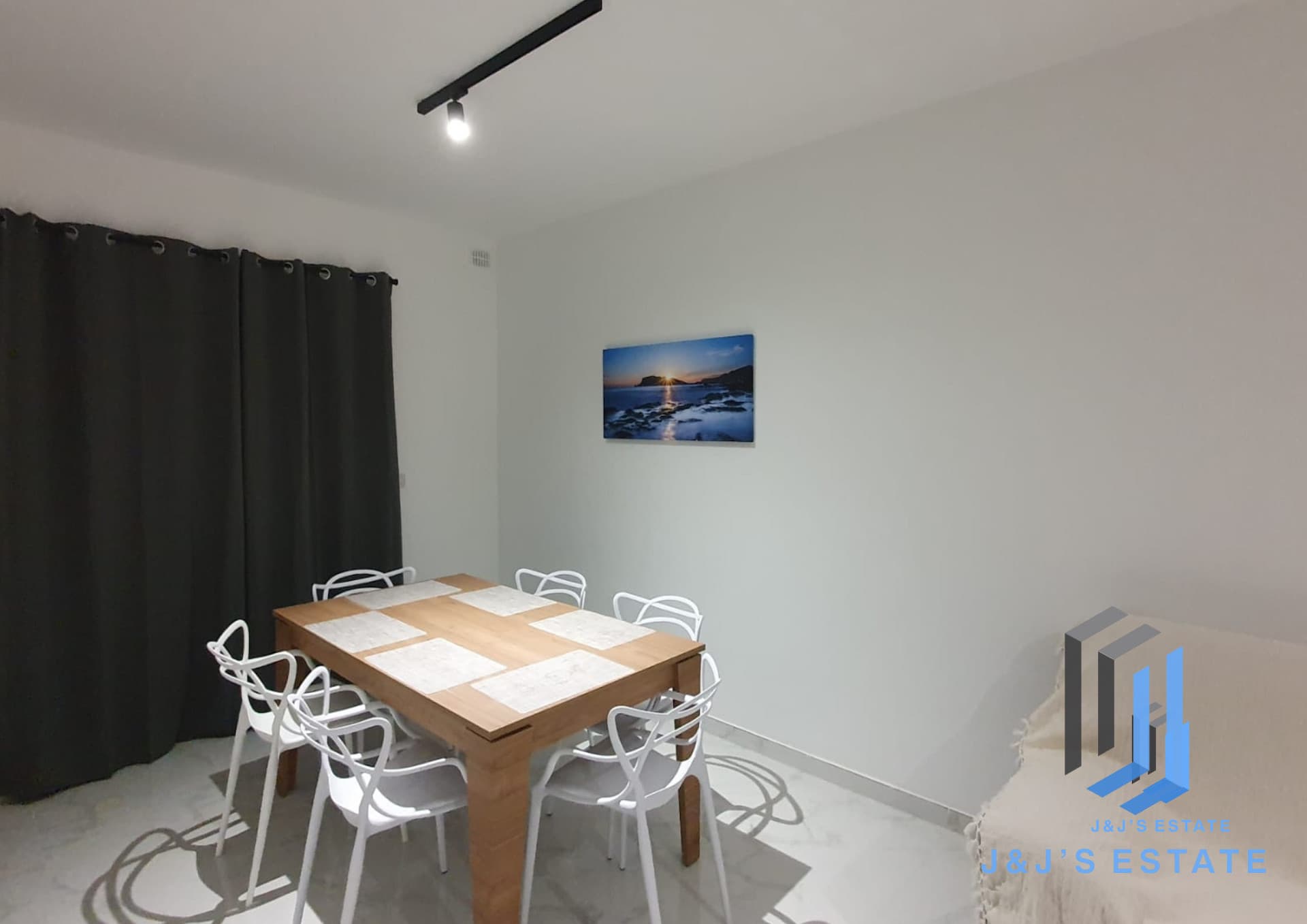 3-Bedroom Apartment in Fgura · 4