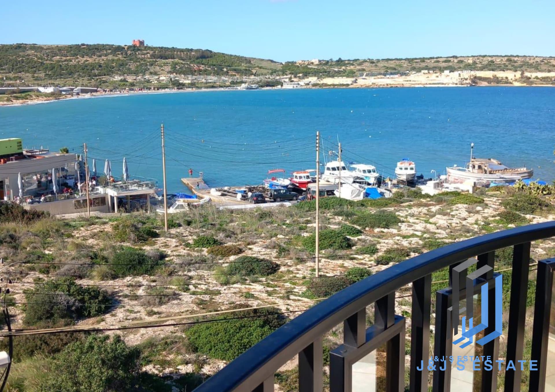 Cozy 2-Bedroom Apartment with Balcony in Mellieha · 4