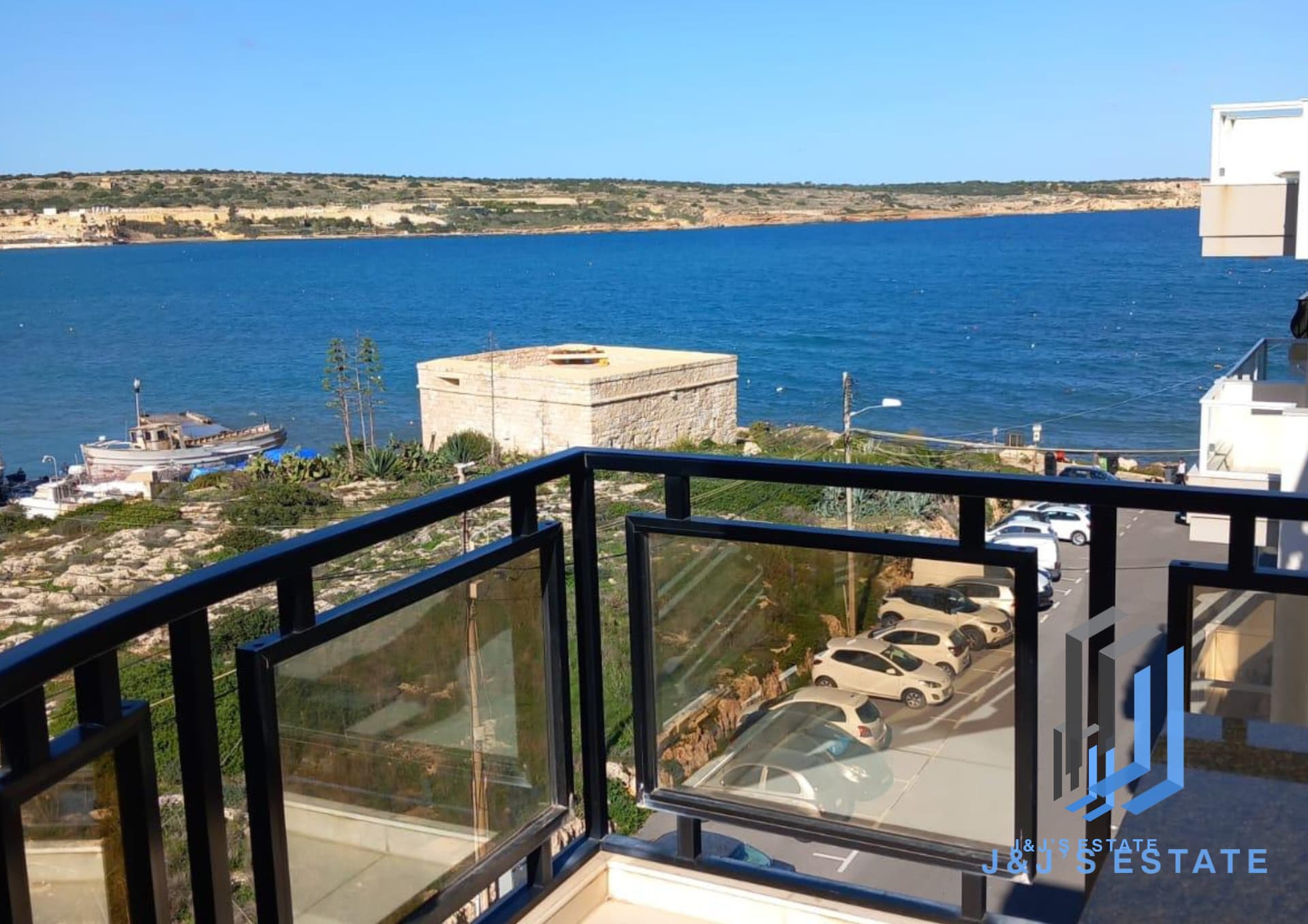 Cozy 2-Bedroom Apartment with Balcony in Mellieha · 6