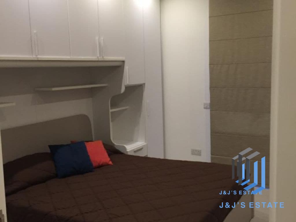 Bright and Modern 2-Bedroom Apartment in Birkirkara · 8