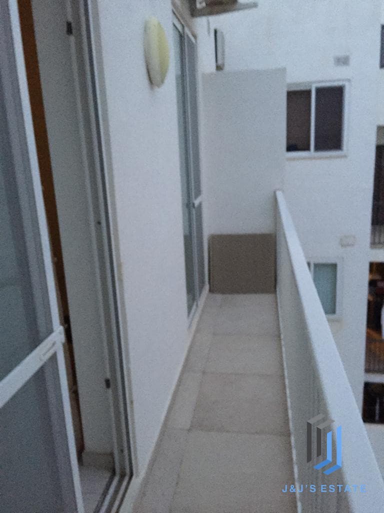Bright and Modern 2-Bedroom Apartment in Birkirkara · 12