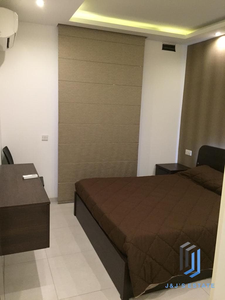 Bright and Modern 2-Bedroom Apartment in Birkirkara · 10
