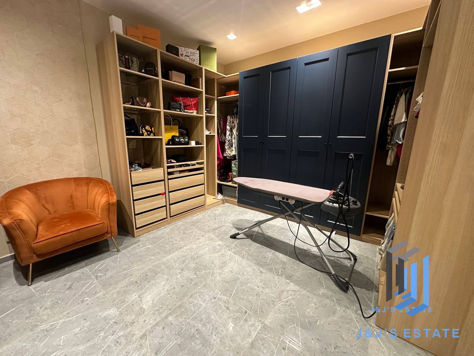 Modern 3-Bedroom House with Private Pool in Tarxien · 5
